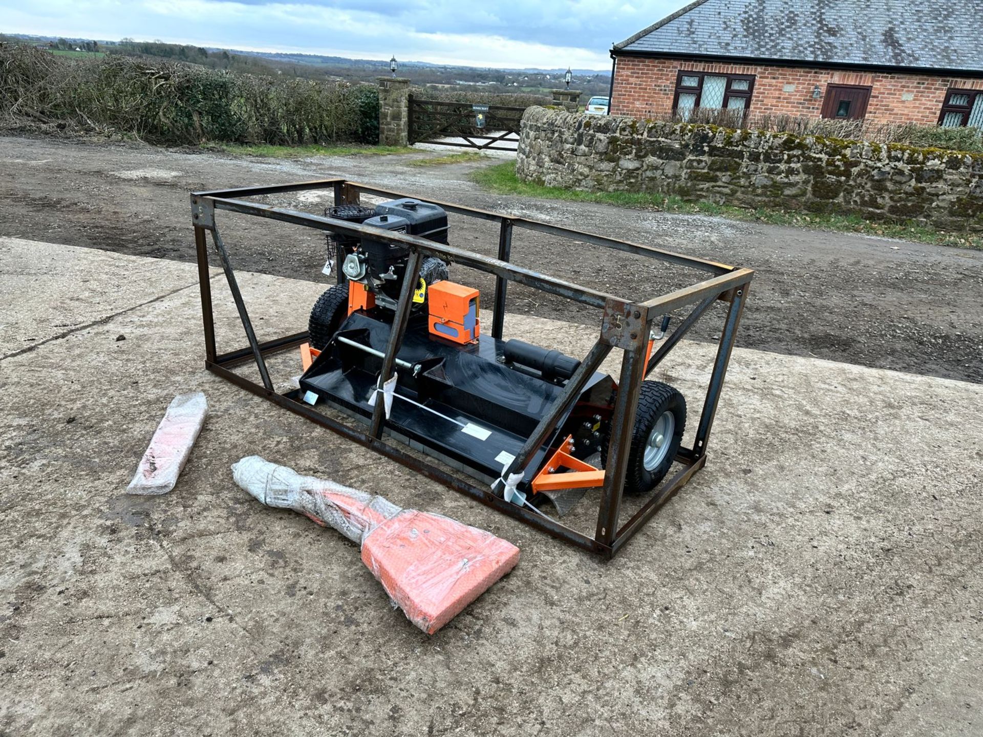 NEW/UNUSED HARDLIFE 1.2 METRE ATV FLAIL MOWER WITH BRIGGS AND STRATTON ENGINE *PLUS VAT* - Bild 3 aus 13