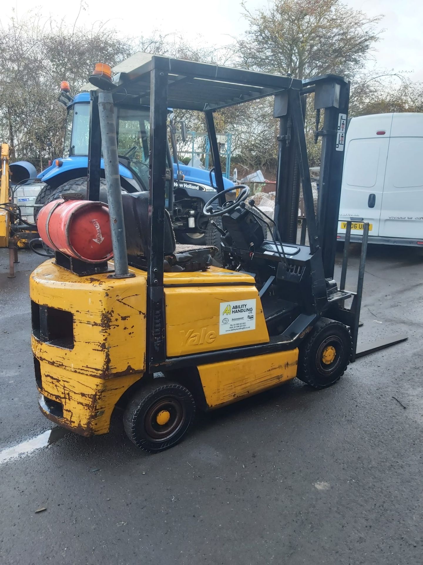 YALE 2 TONNE GAS FORKLIFT TRUCK *PLUS VAT* - Image 7 of 15