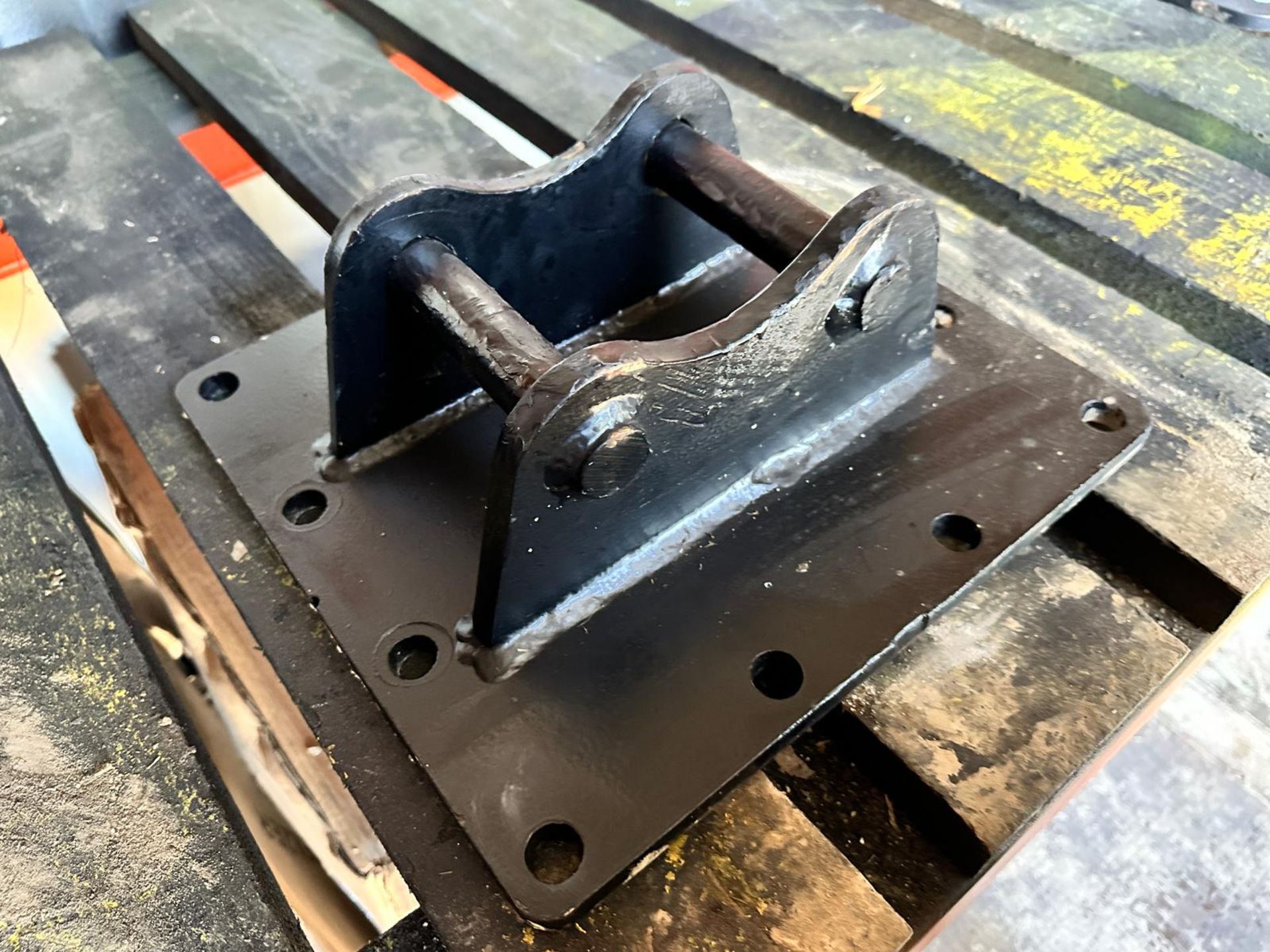 New 30mm Headstock For Digger *PLUS VAT* - Image 2 of 7