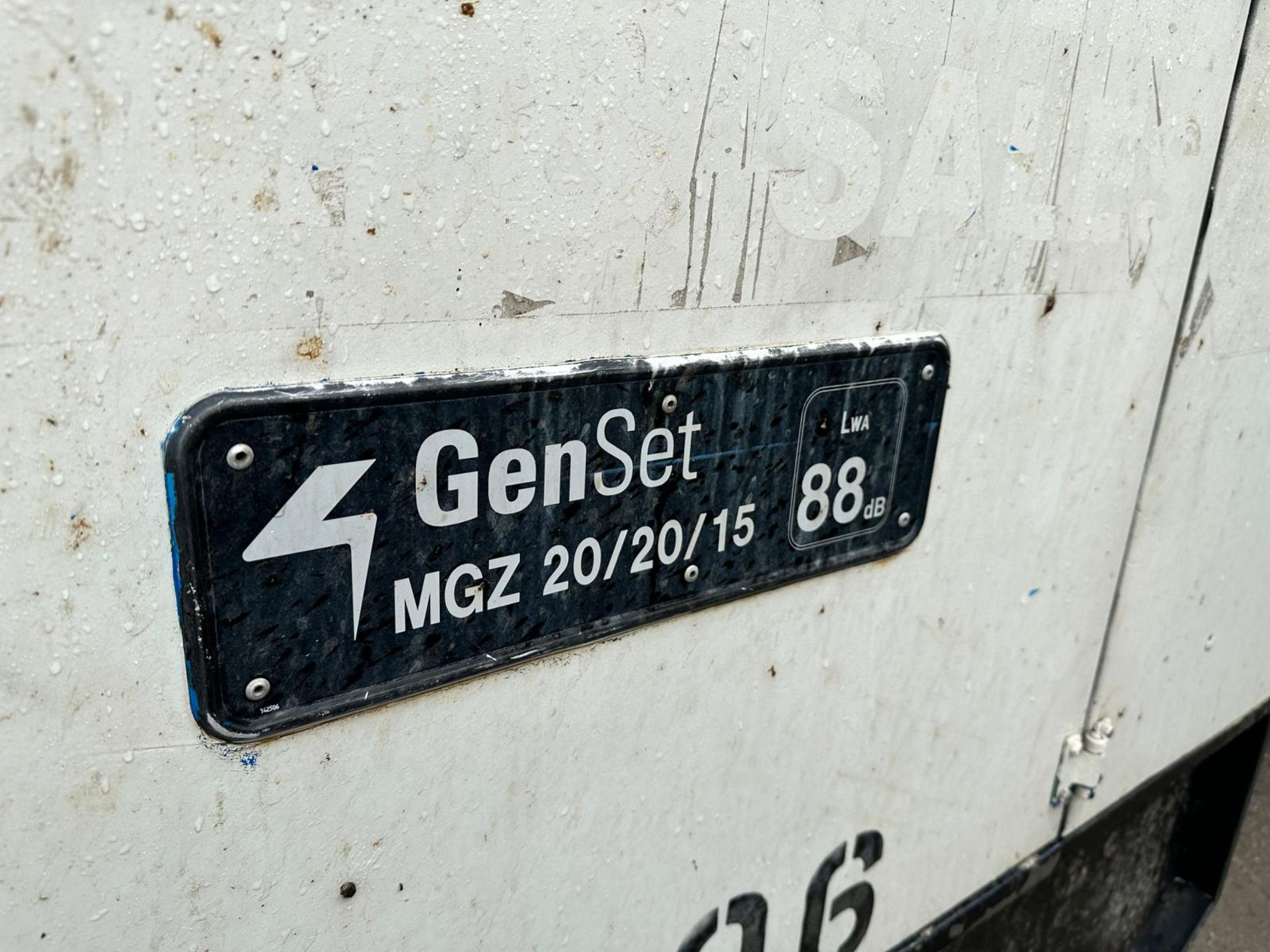 2008 GENSET MGZ 20/20/15 20KVA DIESEL SINGLE AXLE TOWBEHIND GENERATOR *PLUS VAT* - Image 7 of 15