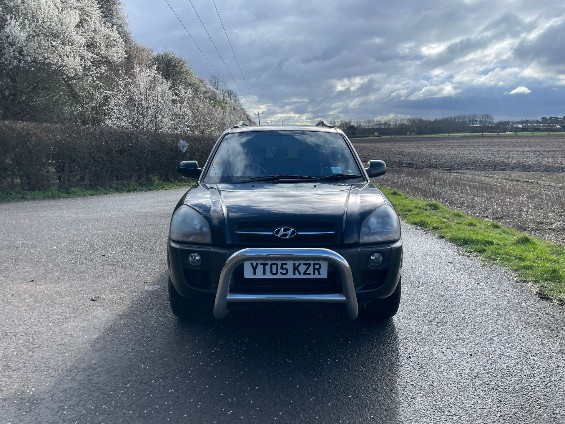 2005/05 REG HYUNDAI TUCSON CRTD CDX 2.0 DIESEL MANUAL BLACK *NO VAT* - Image 2 of 16