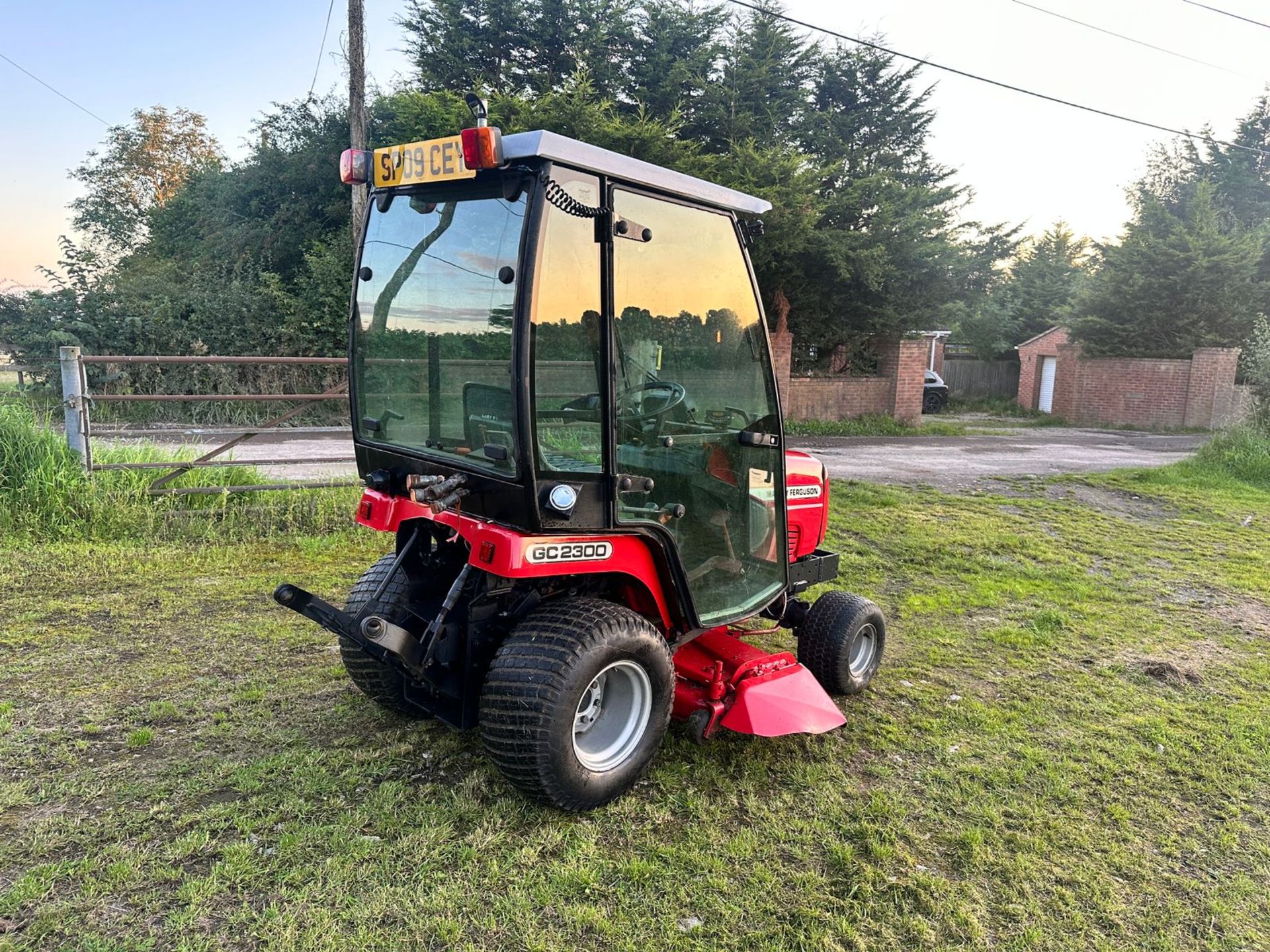 2009 MASSEY FERGUSON GC2300 23HP 4WD COMPACT TRACTOR *PLUS VAT* - Bild 5 aus 22