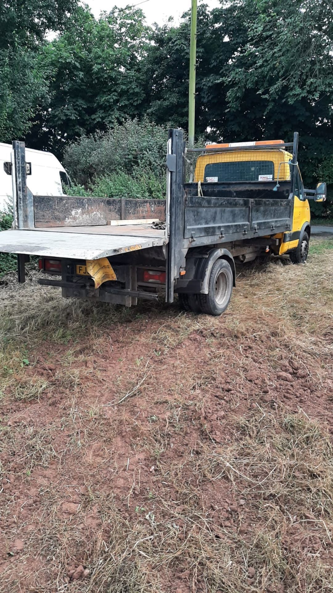 2009 IVECO DAILY 65C18 YELLOW 3 WAY TIPPER WITH TAIL LIFT *NO VAT* - Image 8 of 18