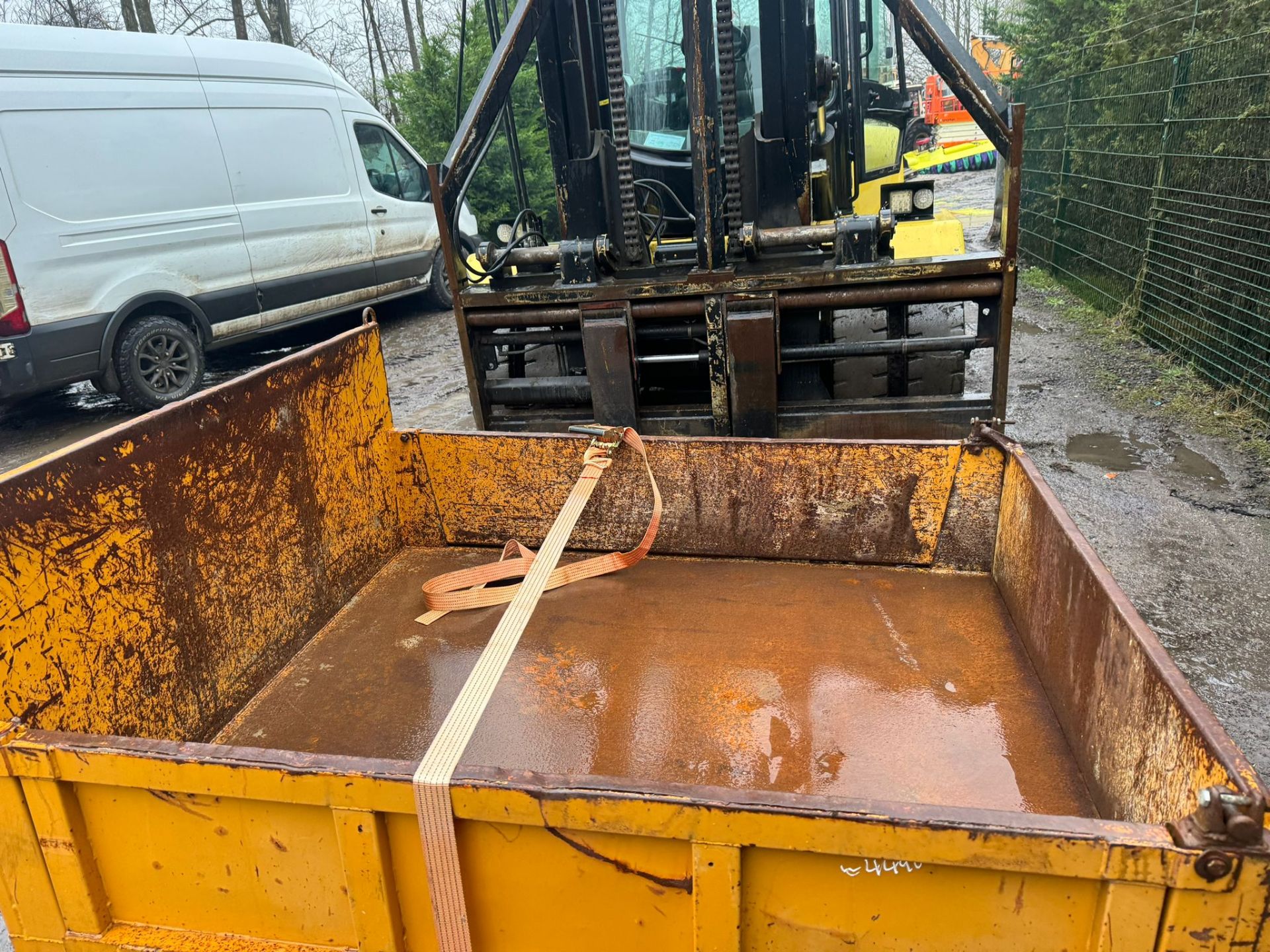 MOORKA MST-300VD 3 TON STRAIGHT TIP DUMPER SKIP *PLUS VAT* - Image 7 of 10