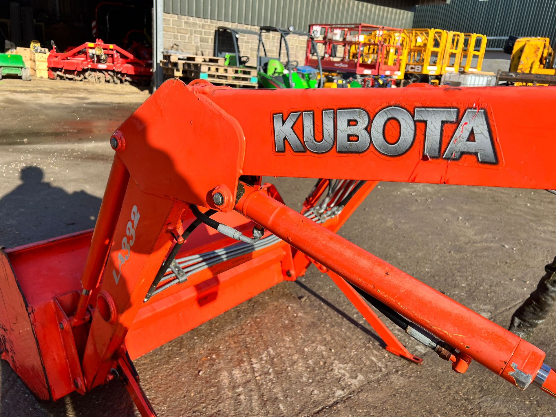 Kubota LA322 Front Loader With Bucket - Great Condition *NO VAT* - Bild 12 aus 13