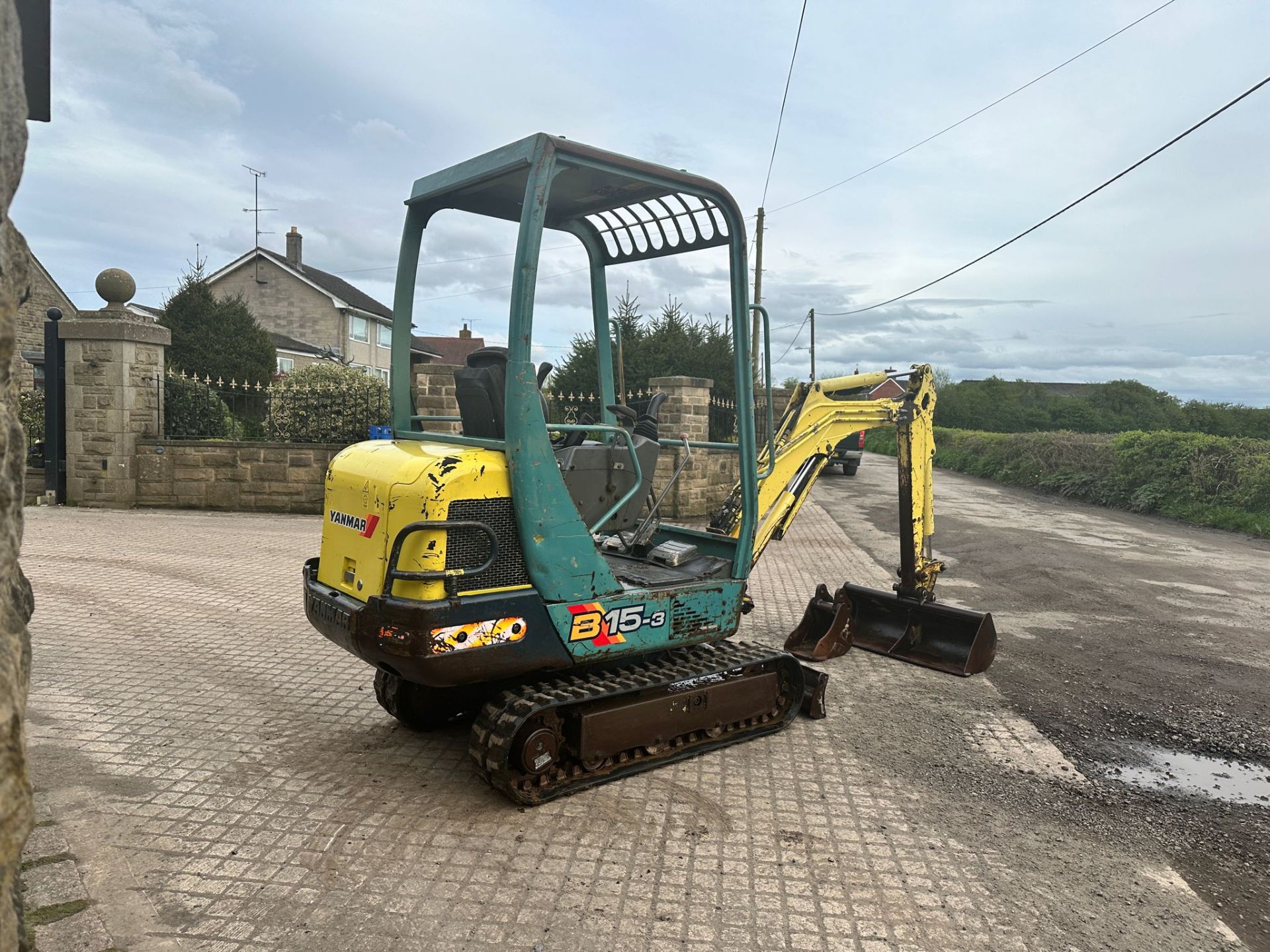 YANMAR B15-3 MINI EXCAVATOR *PLUS VAT* - Image 6 of 20