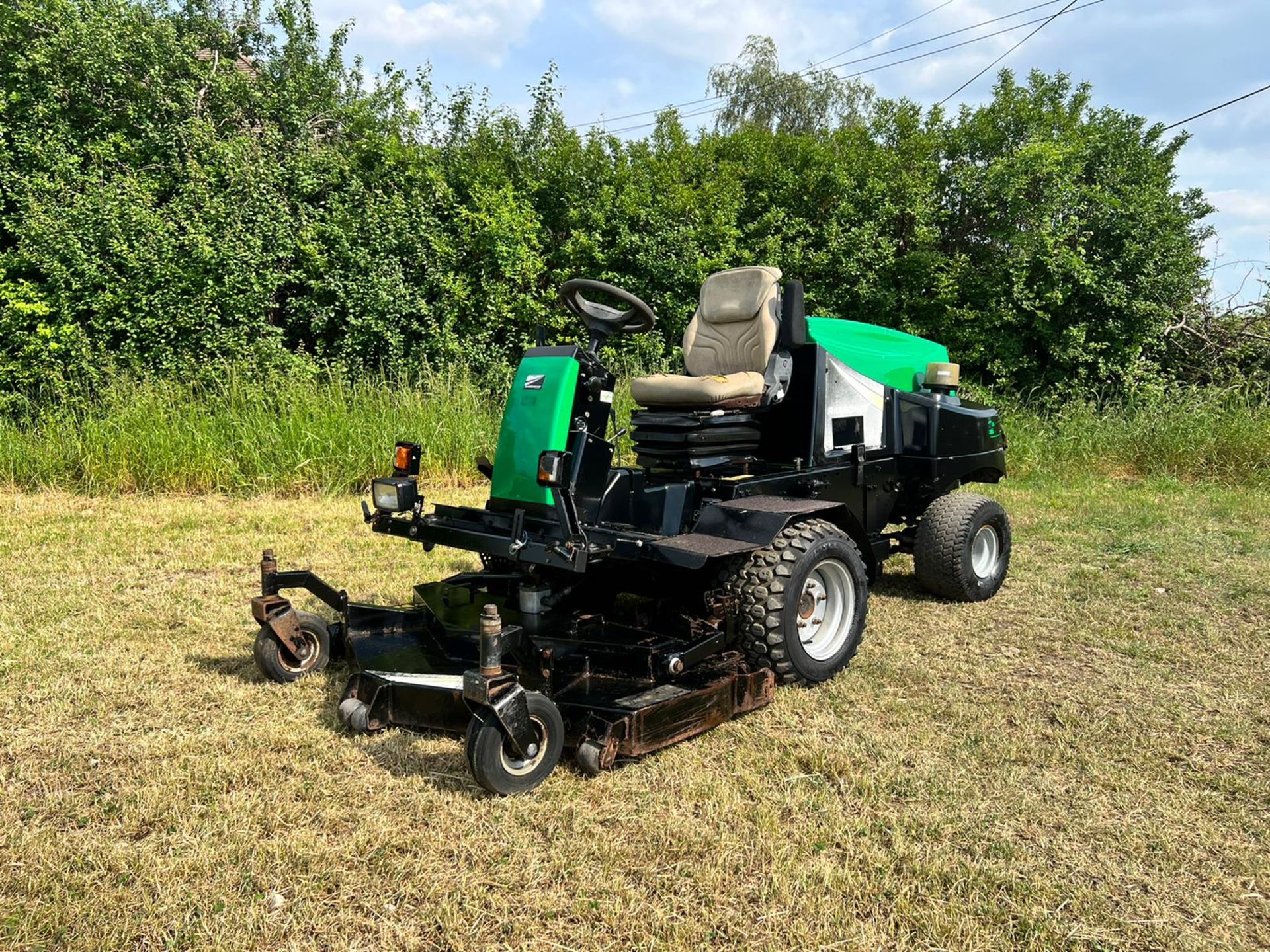 RANSOMES HR3806 4WD DIESEL OUTFRONT RIDE ON MOWER *PLUS VAT* - Image 2 of 14
