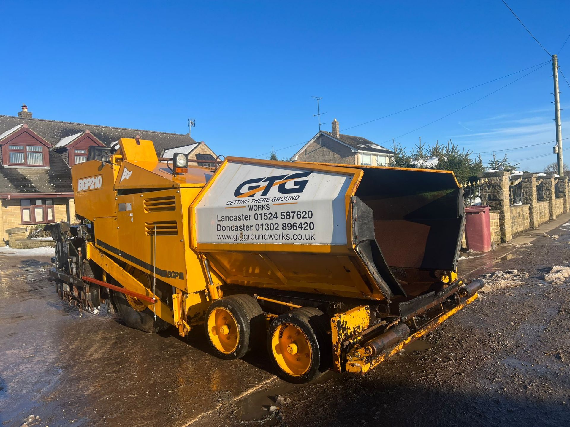 BGP210-SE 25 ASPHALT TARMAC PAVER *PLUS VAT* - Image 5 of 11