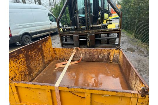 MOORKA MST-300VD 3 TON STRAIGHT TIP DUMPER SKIP *PLUS VAT* - Image 7 of 10