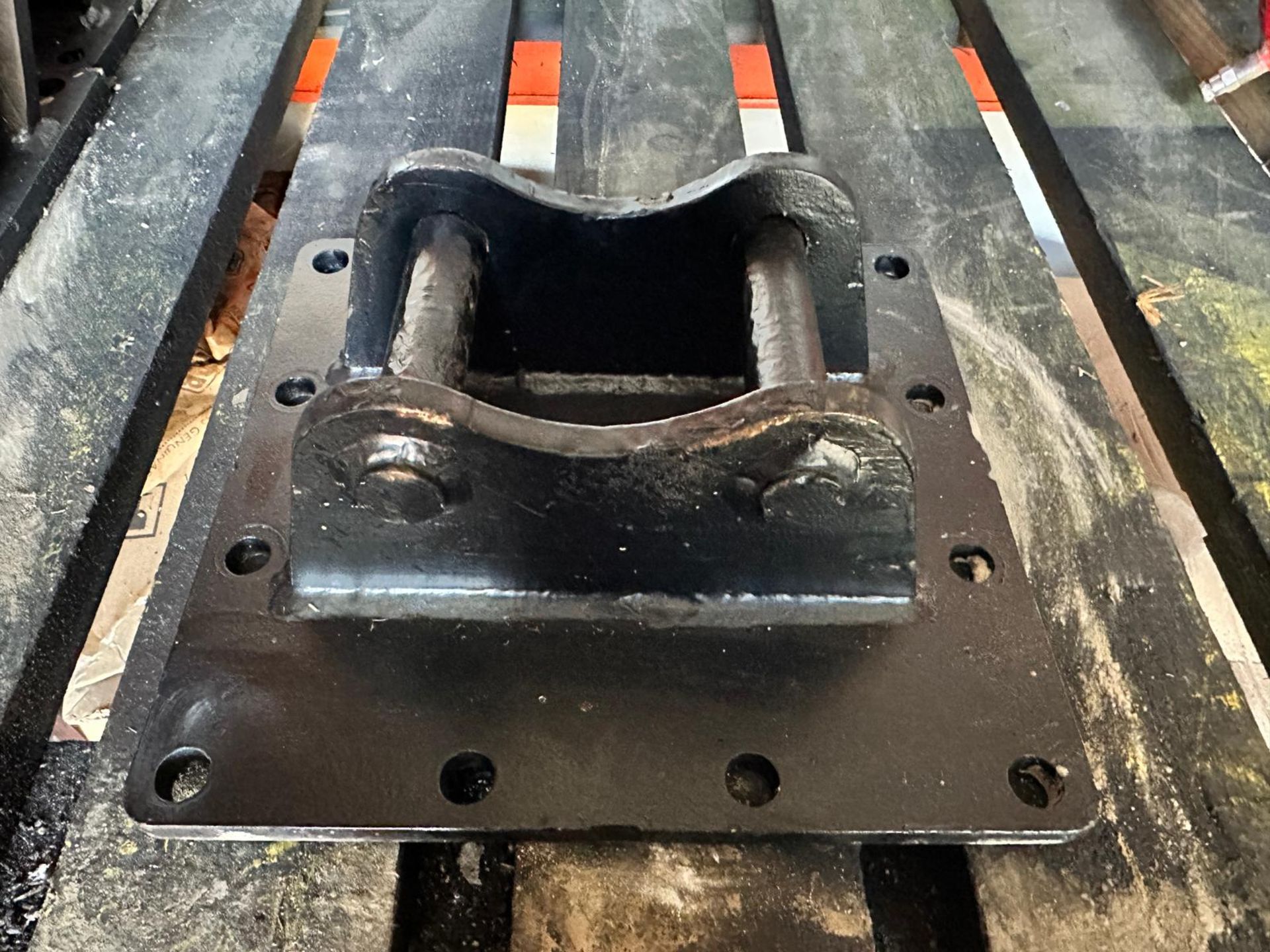 New 30mm Headstock For Digger *PLUS VAT* - Image 5 of 7