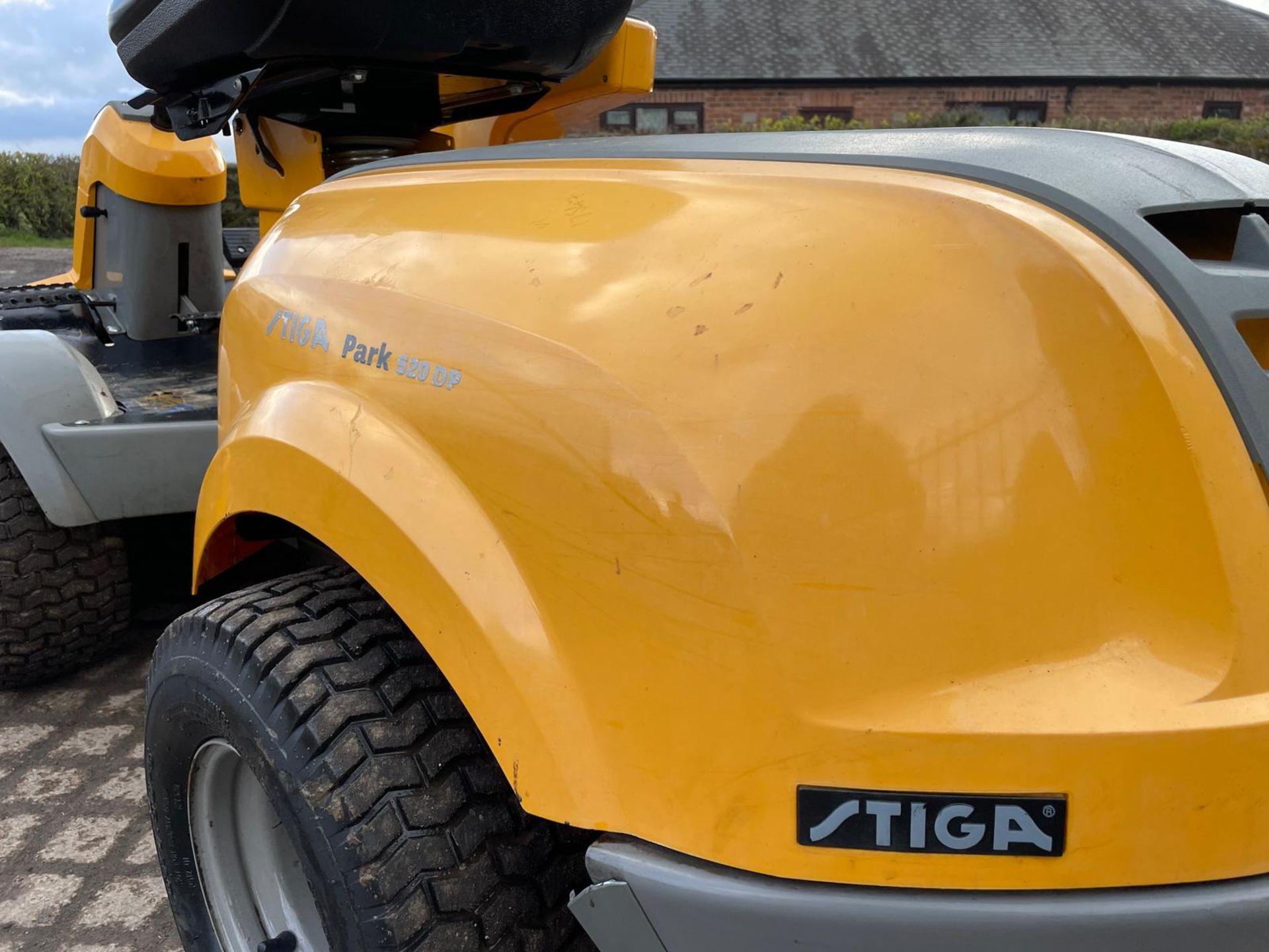 2014 STIGA PARK 540DP DIESEL RIDE ON OUTFRONT MOWER *PLUS VAT* - Bild 6 aus 13