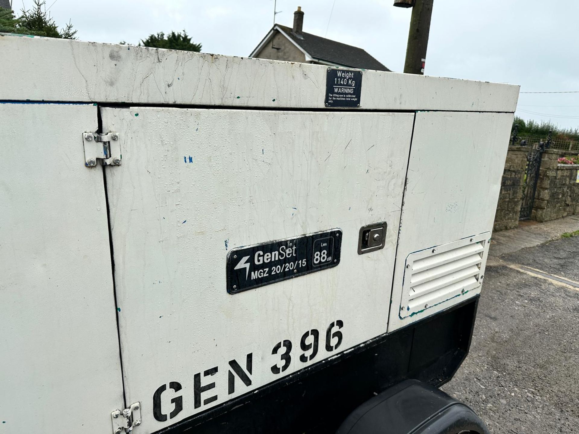 2008 GENSET MGZ 20/20/15 20KVA DIESEL SINGLE AXLE TOWBEHIND GENERATOR *PLUS VAT* - Image 6 of 15