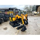 Unused LM10 1 Ton Mini Digger With Blade *PLUS VAT*