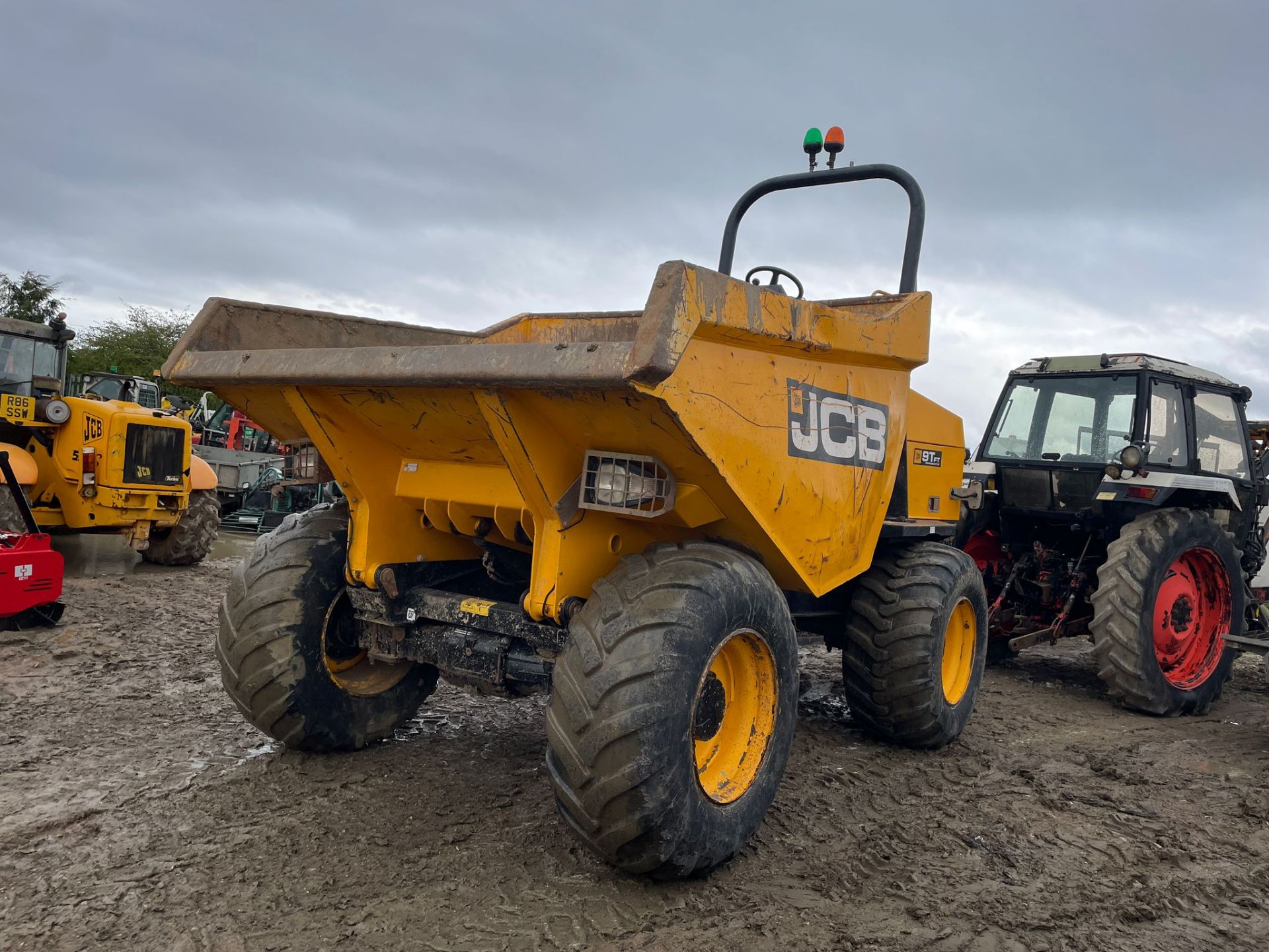 67 REG. JCB 9TFT 9 TON DUMPER *PLUS VAT* - Image 4 of 15