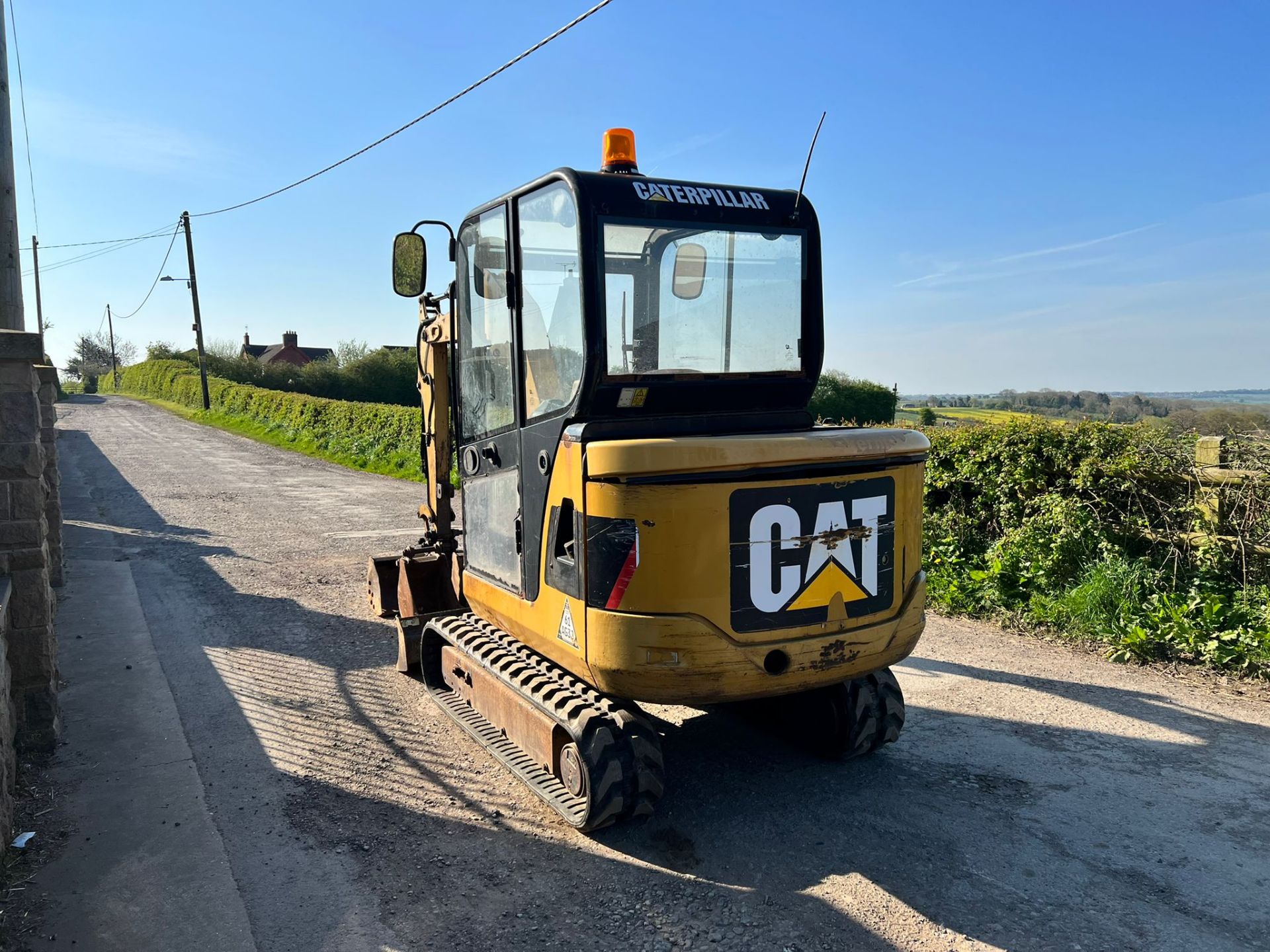 2012 Caterpillar 302.5C 2.5 Ton Mini Digger, Runs Drives And Digs, Showing A Low 3711 Hours! - Bild 4 aus 22