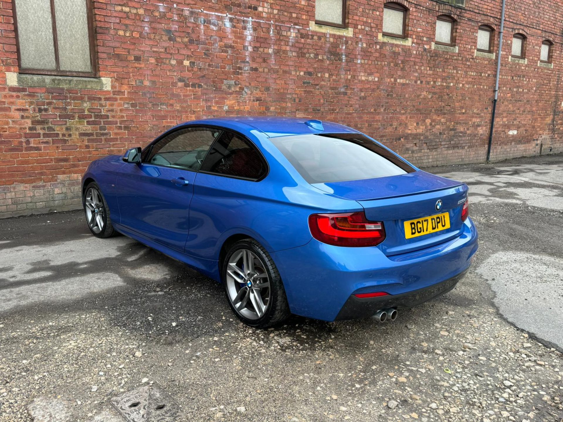 2017/17 REG BMW 220D M SPORT 2.0 DIESEL MANUAL BLUE COUPE, SHOWING 2 FORMER KEEPERS *NO VAT* - Image 5 of 14