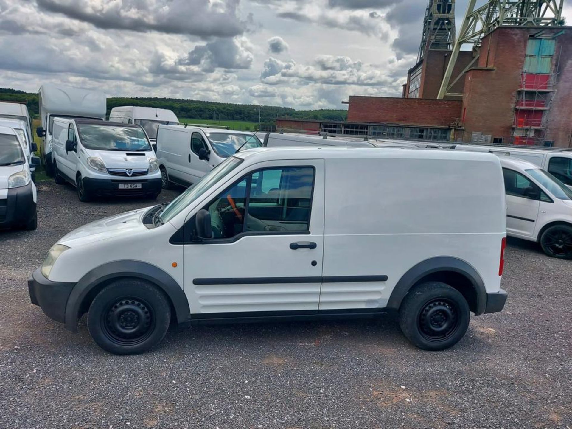 2005 FORD TRAN CONNECT L 200 TD SWB WHITE PANEL VAN *NO VAT* - Image 2 of 13