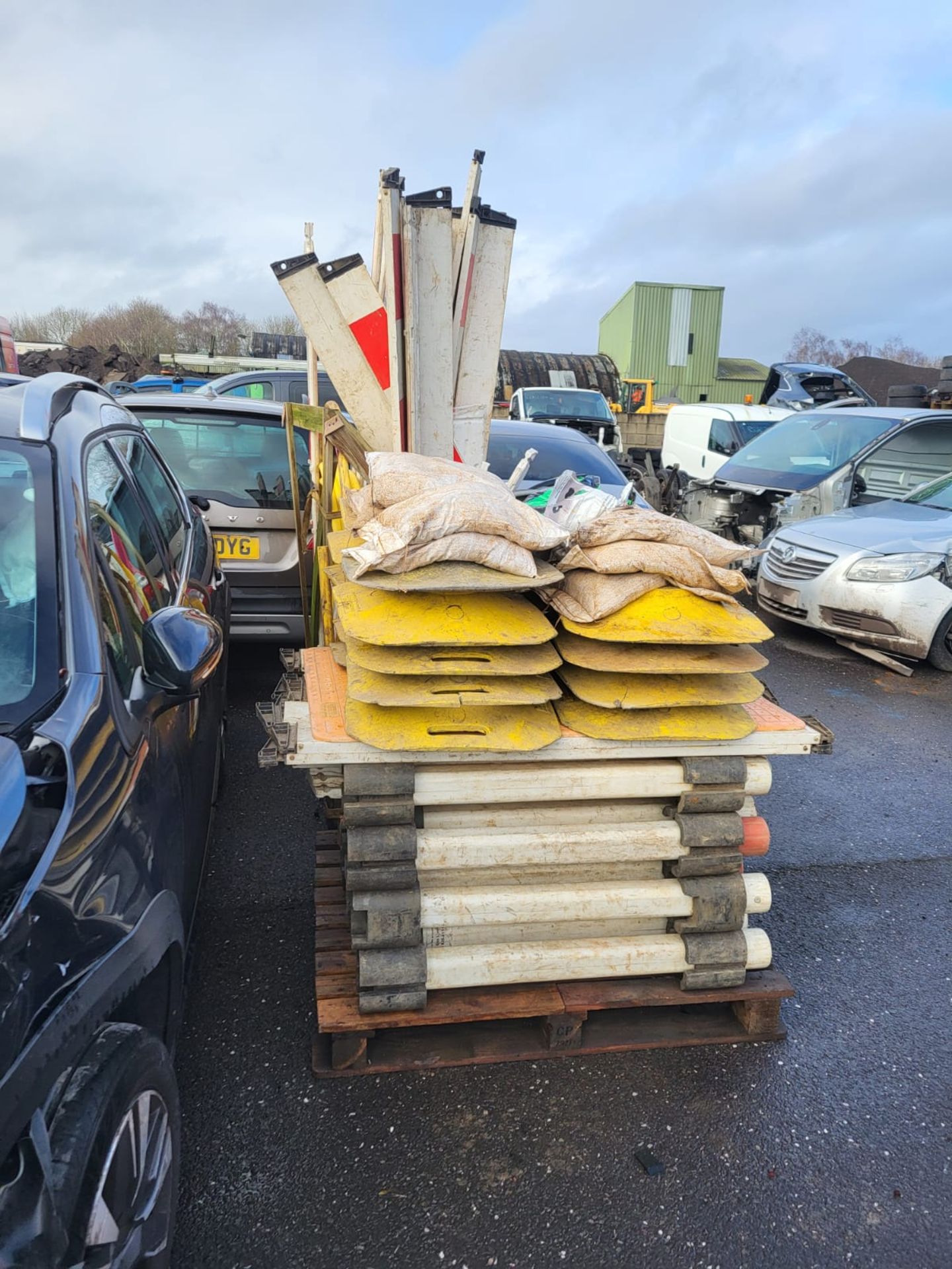 Joblot of Assorted Roadwork Equiptment and Signage *NO VAT* - Bild 3 aus 24