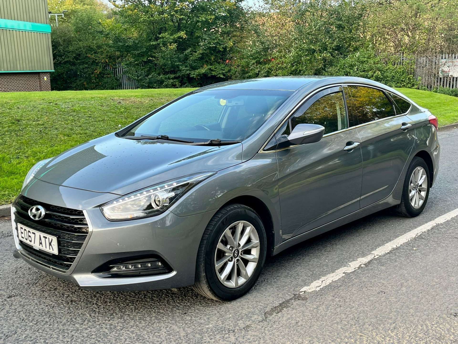 2017 HYUNDAI I40 SE NAV CRDI BLUE DRIVE SILVER SALOON *NO VAT* - Image 2 of 14