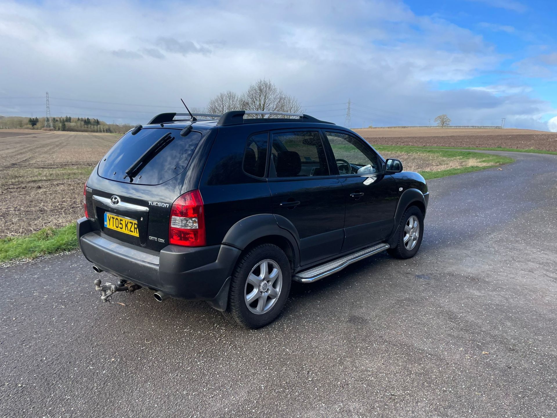 2005/05 REG HYUNDAI TUCSON CRTD CDX 2.0 DIESEL MANUAL BLACK *NO VAT* - Image 7 of 16