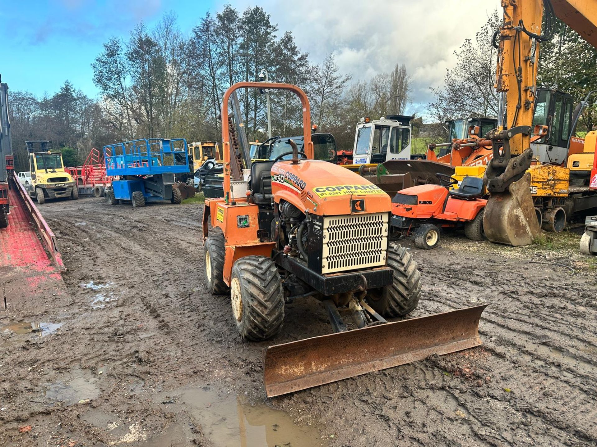 DITCHWITCH RT40 4WD DIESEL TRENCHER *PLUS VAT* - Image 2 of 18