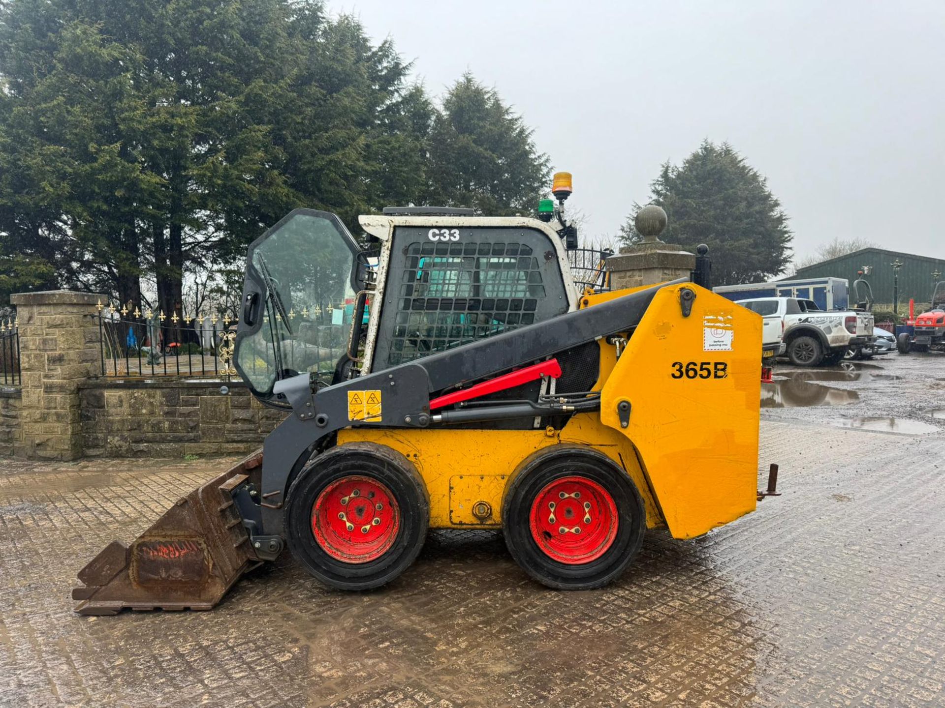 2015 LIUGONG 365B WHEELED SKIDSTEER LOADER *PLUS VAT* - Image 7 of 18