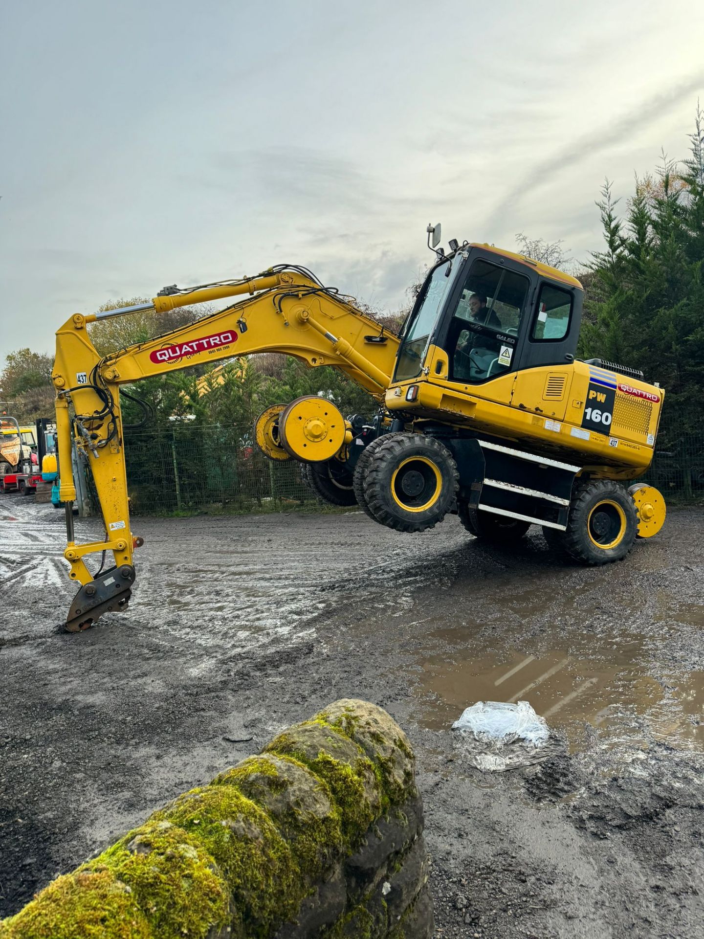 KOMATSU PW160ES-7K 4WD WHEELED EXCAVATOR C/W QUICK HITCH & RAILWAY GEAR *PLUS VAT* - Image 3 of 22