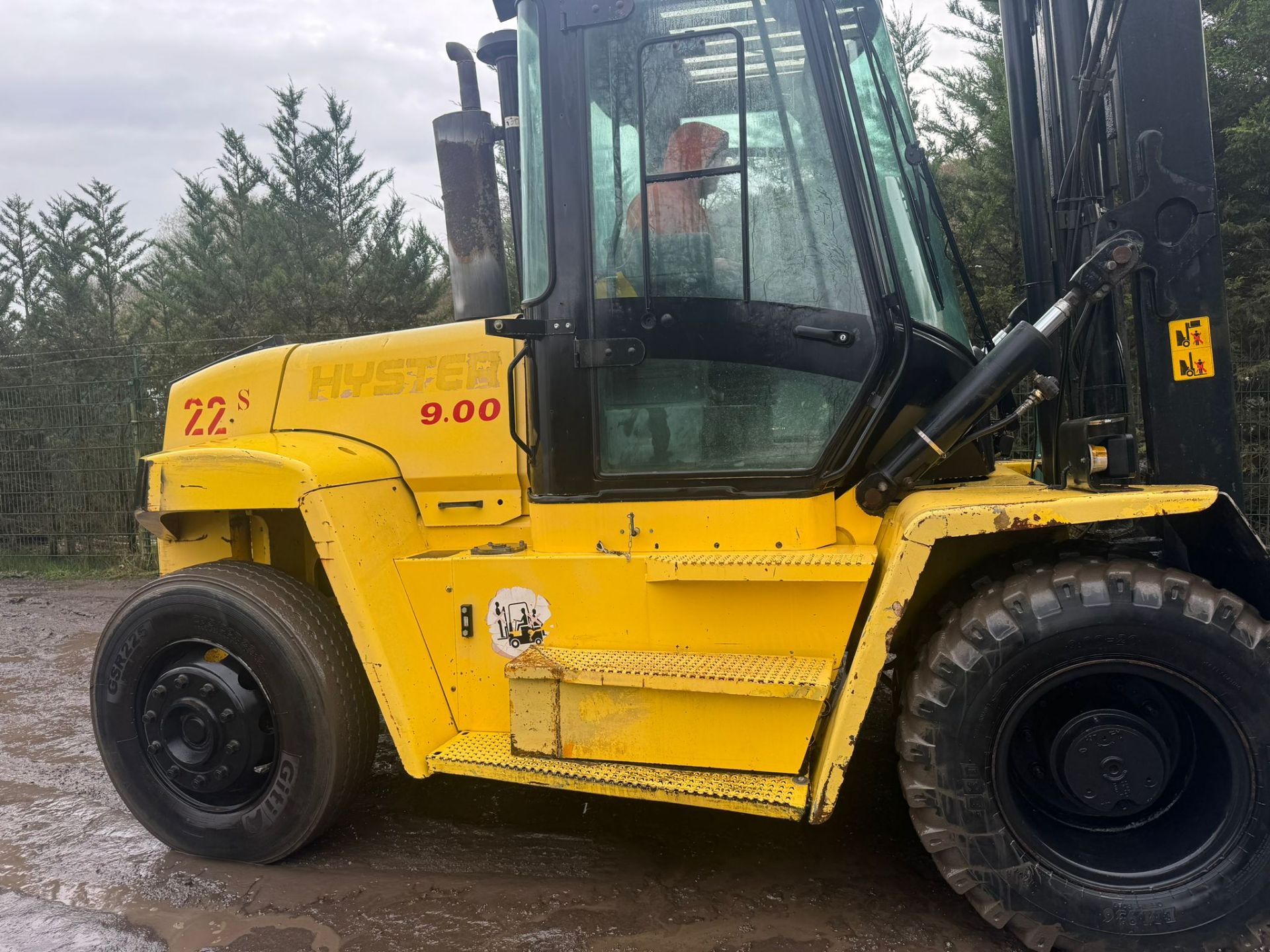 HYSTER 9 TON FORKLIFT *PLUS VAT* - Image 10 of 13