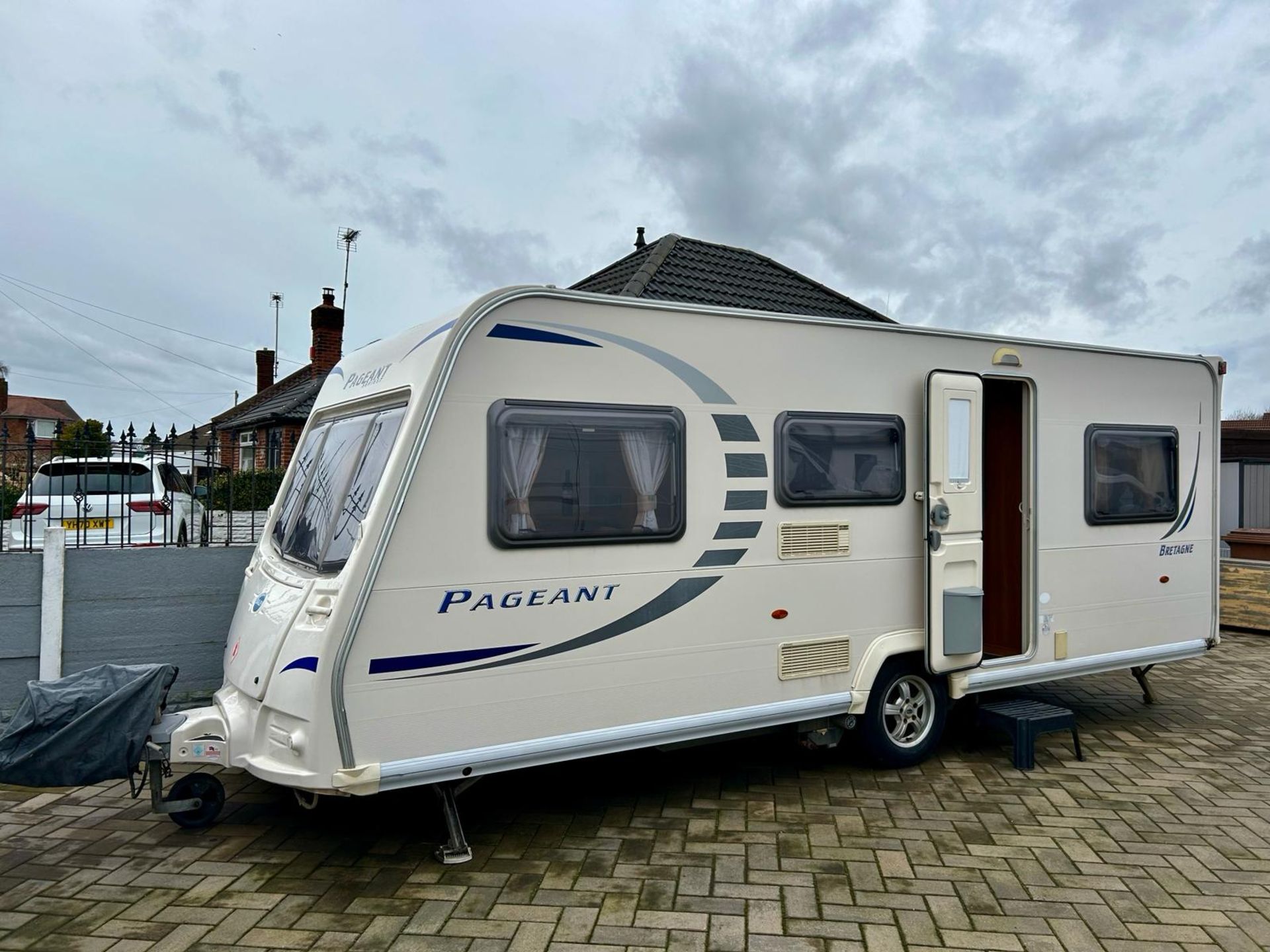 2010 BAILEY PAGEANT SERIES 7 MOVER & AWNING CARAVAN *NO VAT*