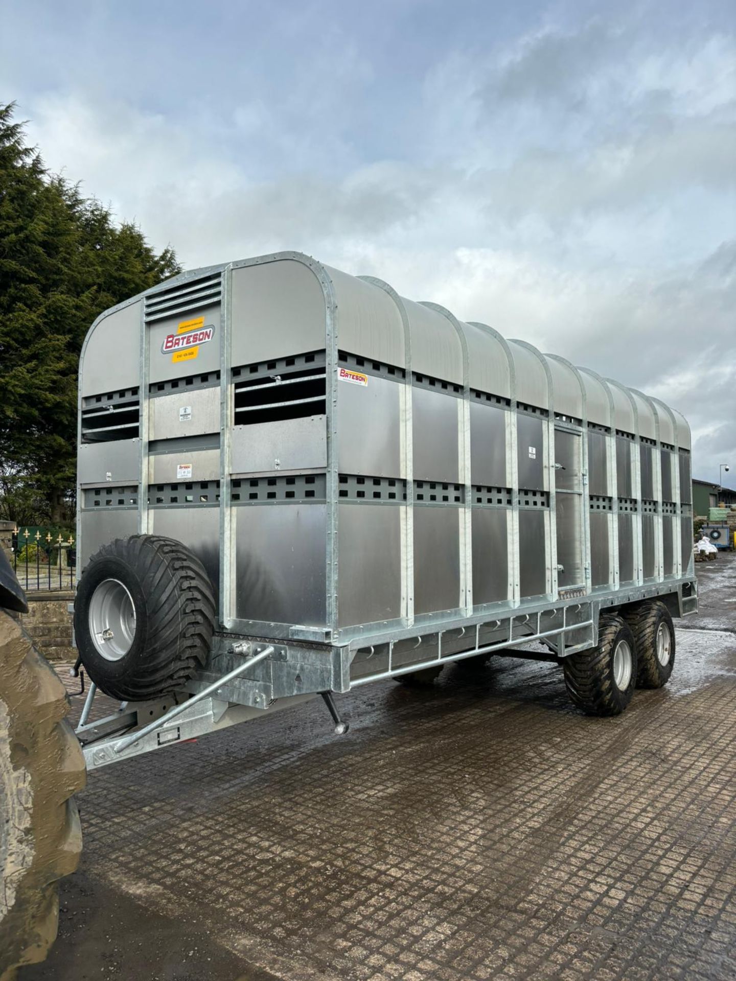 2024 Brand New/ Unused Bateson 20ft Cattle Flotation Box Trailer *PLUS VAT*