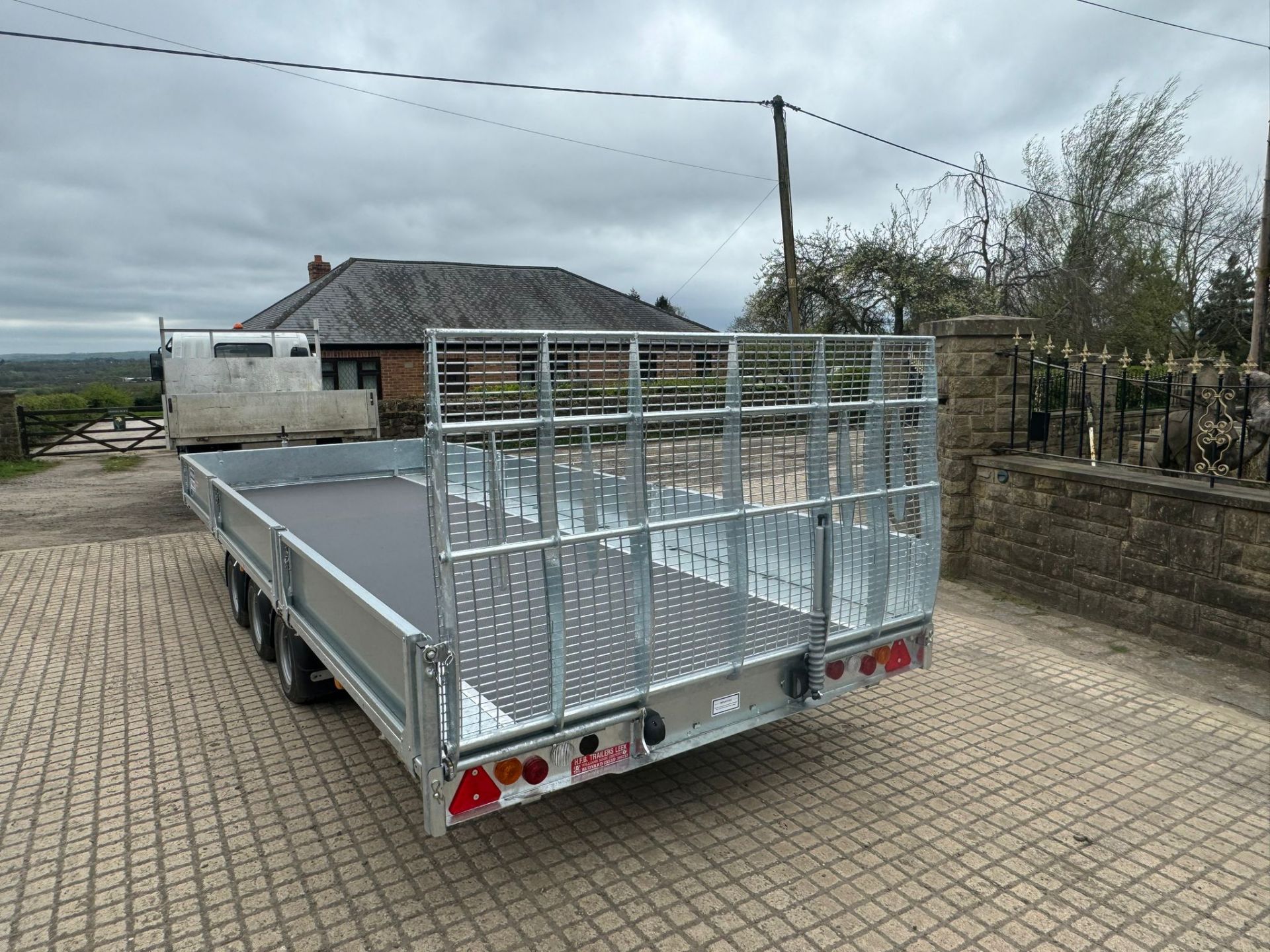 2024 ifor Williams 18ft Tri Axletilt Bed Trailer with Ramp *PLUS VAT* - Image 3 of 15