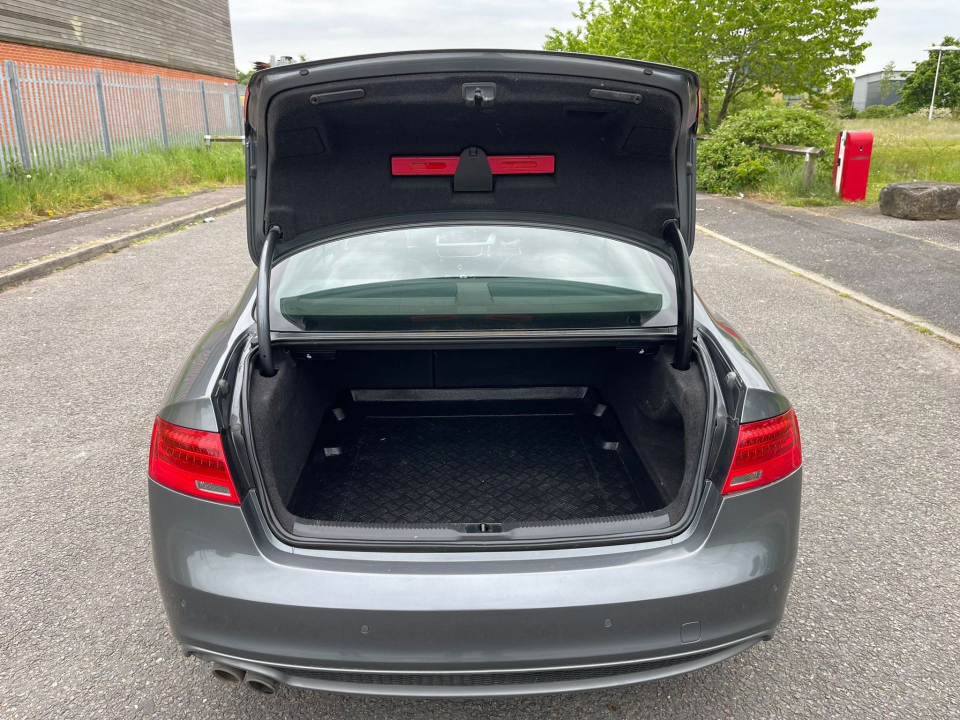 2011 AUDI A5 S LINE TDI GREY COUPE *NO VAT* - Image 8 of 21