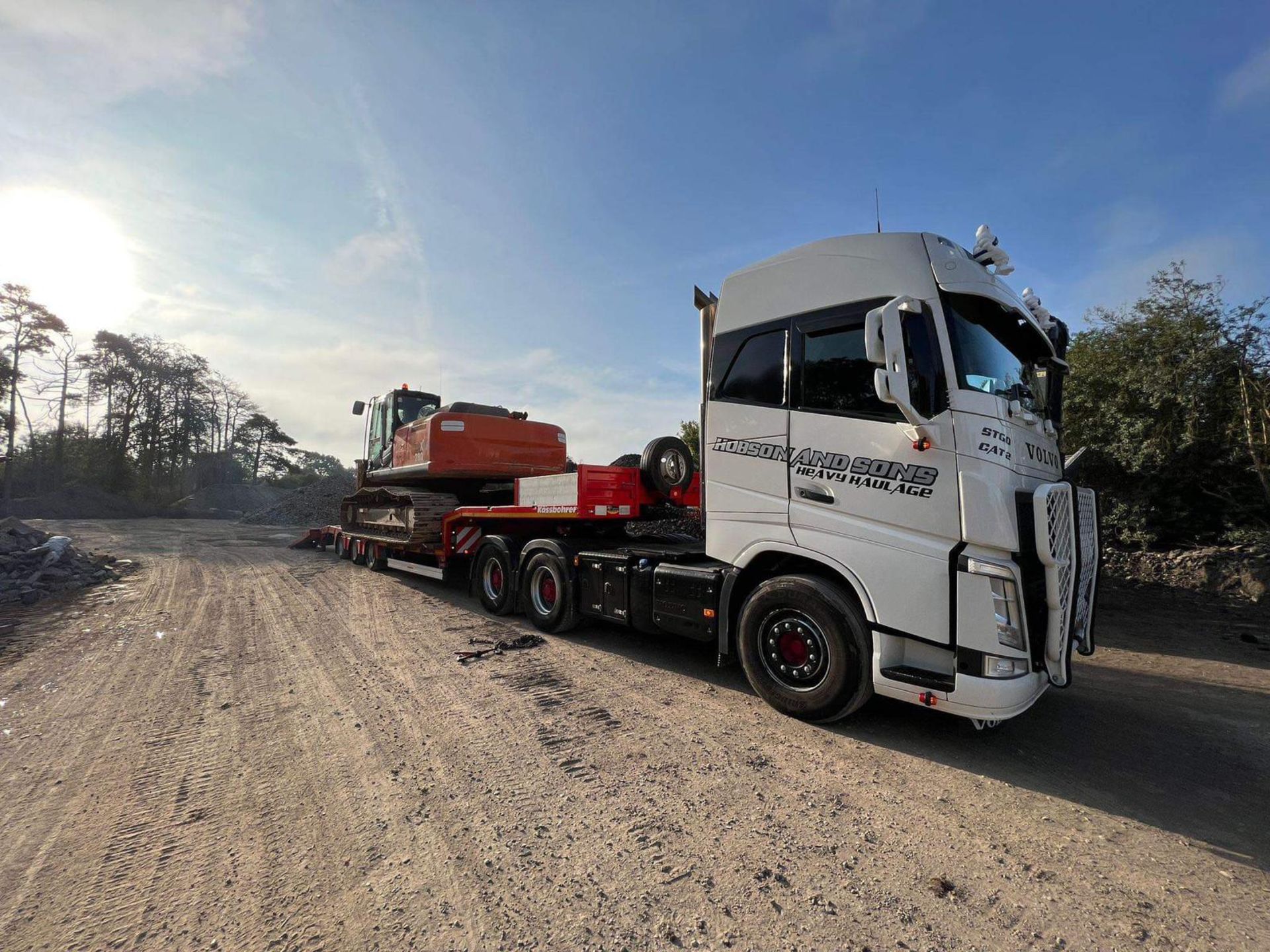 HITACHI ZAXIS 280 LC EXCAVATOR - RUNS, WORKS AND DIGS, READY FOR WORK *PLUS VAT* - Image 8 of 22