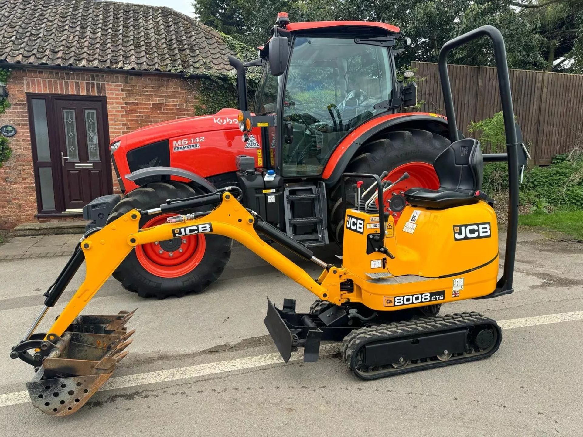 JCB 8008 Micro Excavator *PLUS VAT* - Image 3 of 5