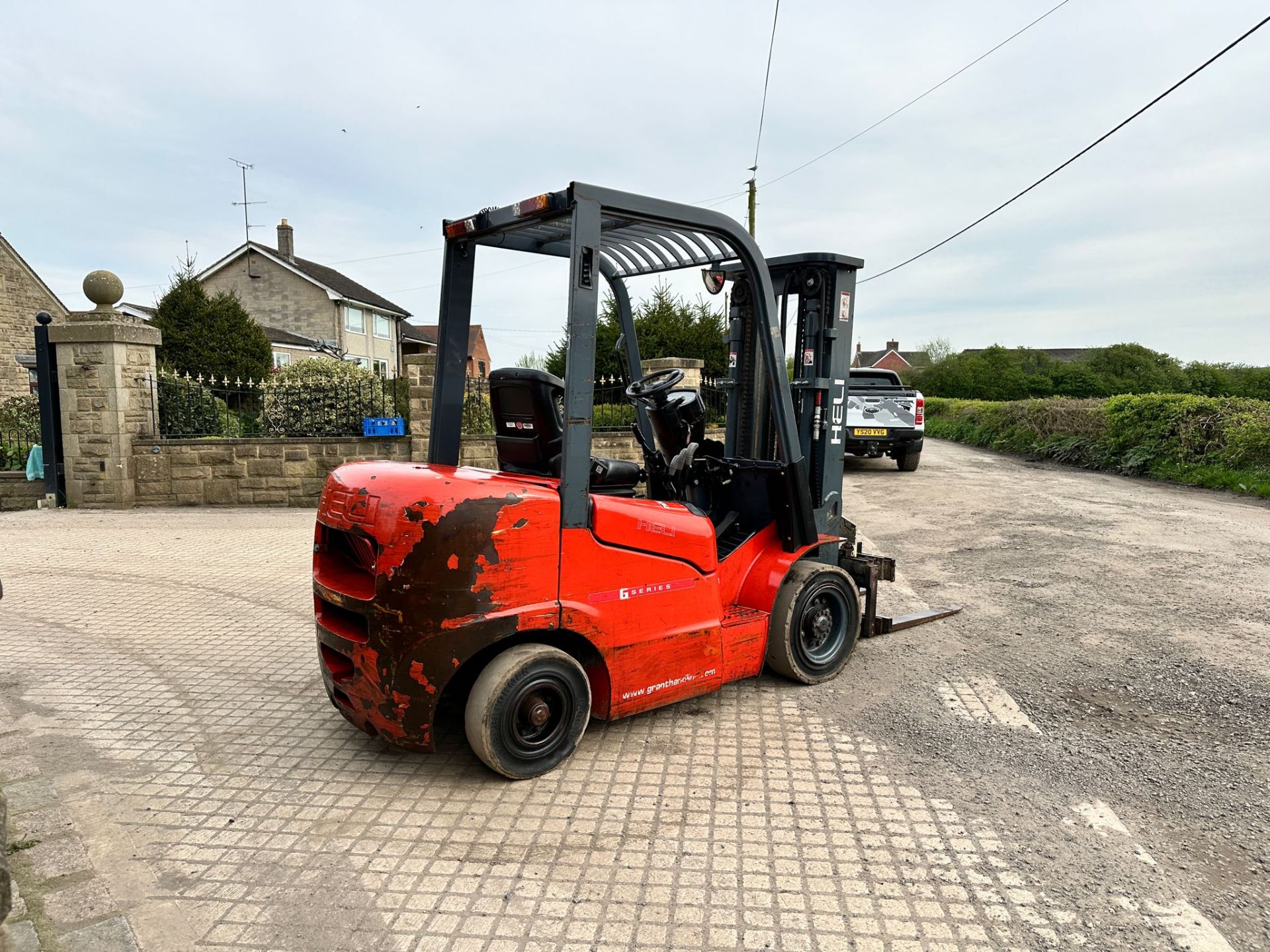 2019 HELI FD25G 2.5 TON DIESEL FORKLIFT WITH 360 ROTATING FORK CARRIAGE *PLUS VAT* - Image 8 of 13
