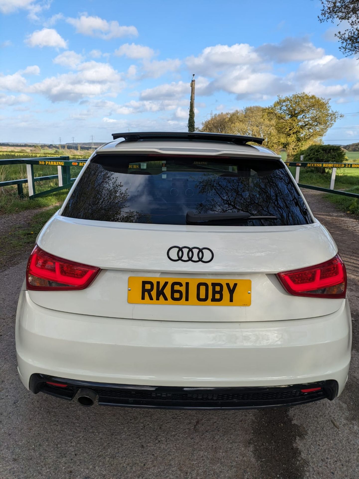 2011 AUDI A1 S LINE TDI WHITE HATCHBACK *NO VAT* - Image 8 of 26