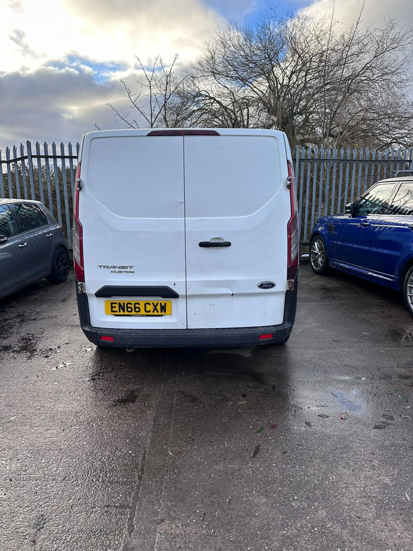 2016 FORD TRANSIT CUSTOM 270 WHITE PANEL VAN *PLUS VAT* - Image 8 of 12