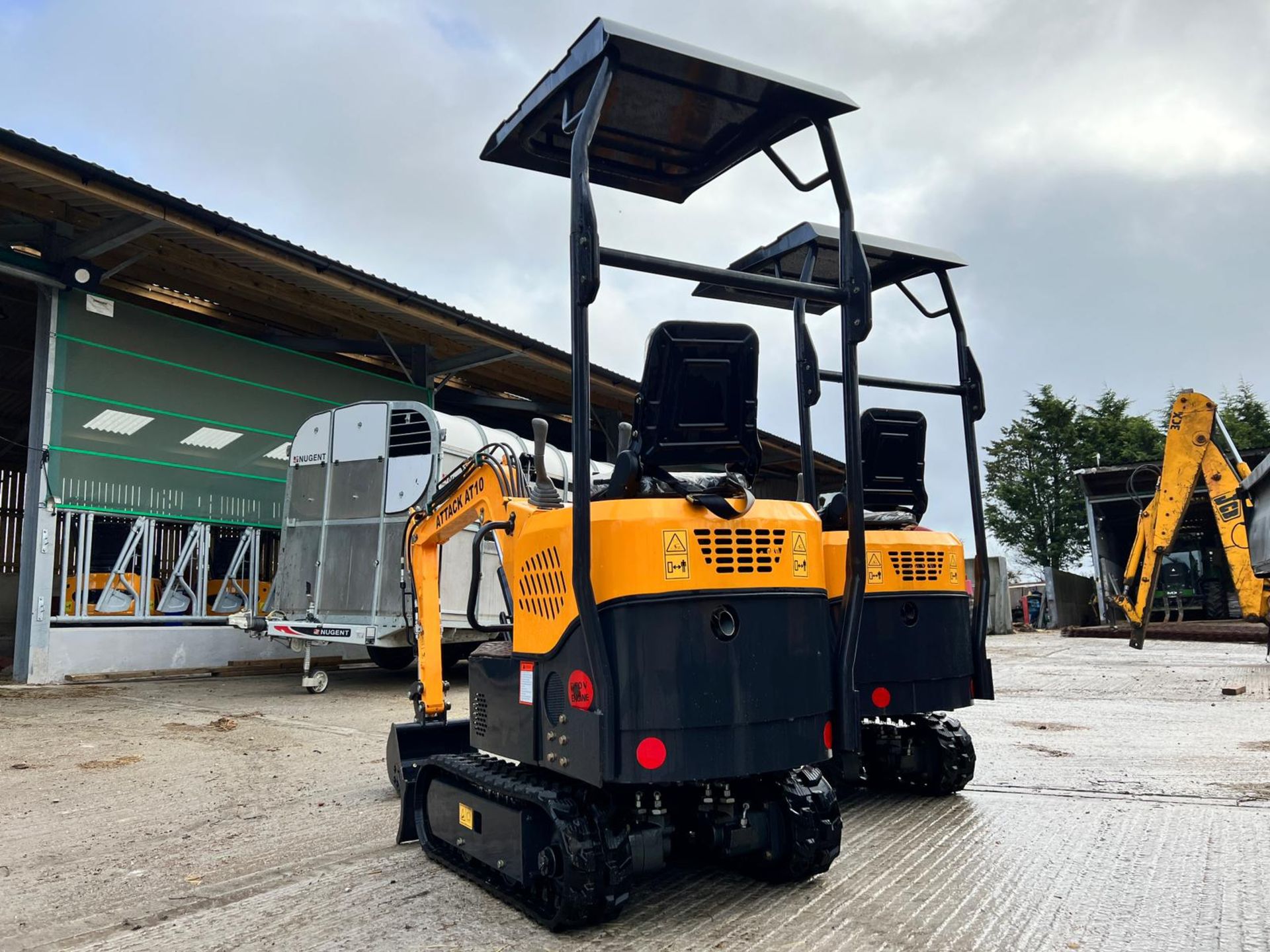 Unused Attack AT10 1 Ton Mini Digger With Blade - Runs Drives And Digs *PLUS VAT* - Bild 4 aus 17