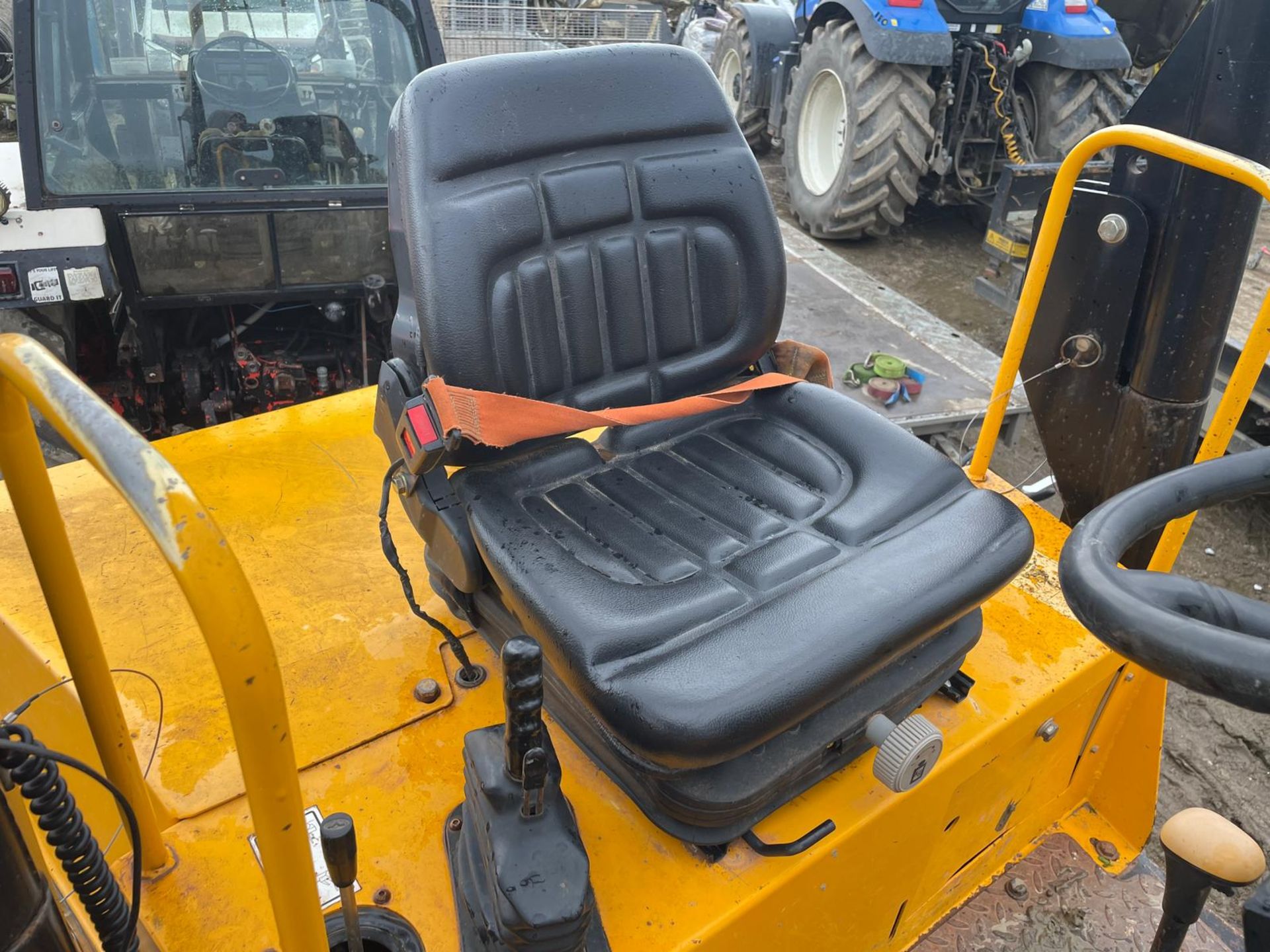 66 REG. JCB 9TFT 9 TON DUMPER *PLUS VAT* - Image 13 of 16