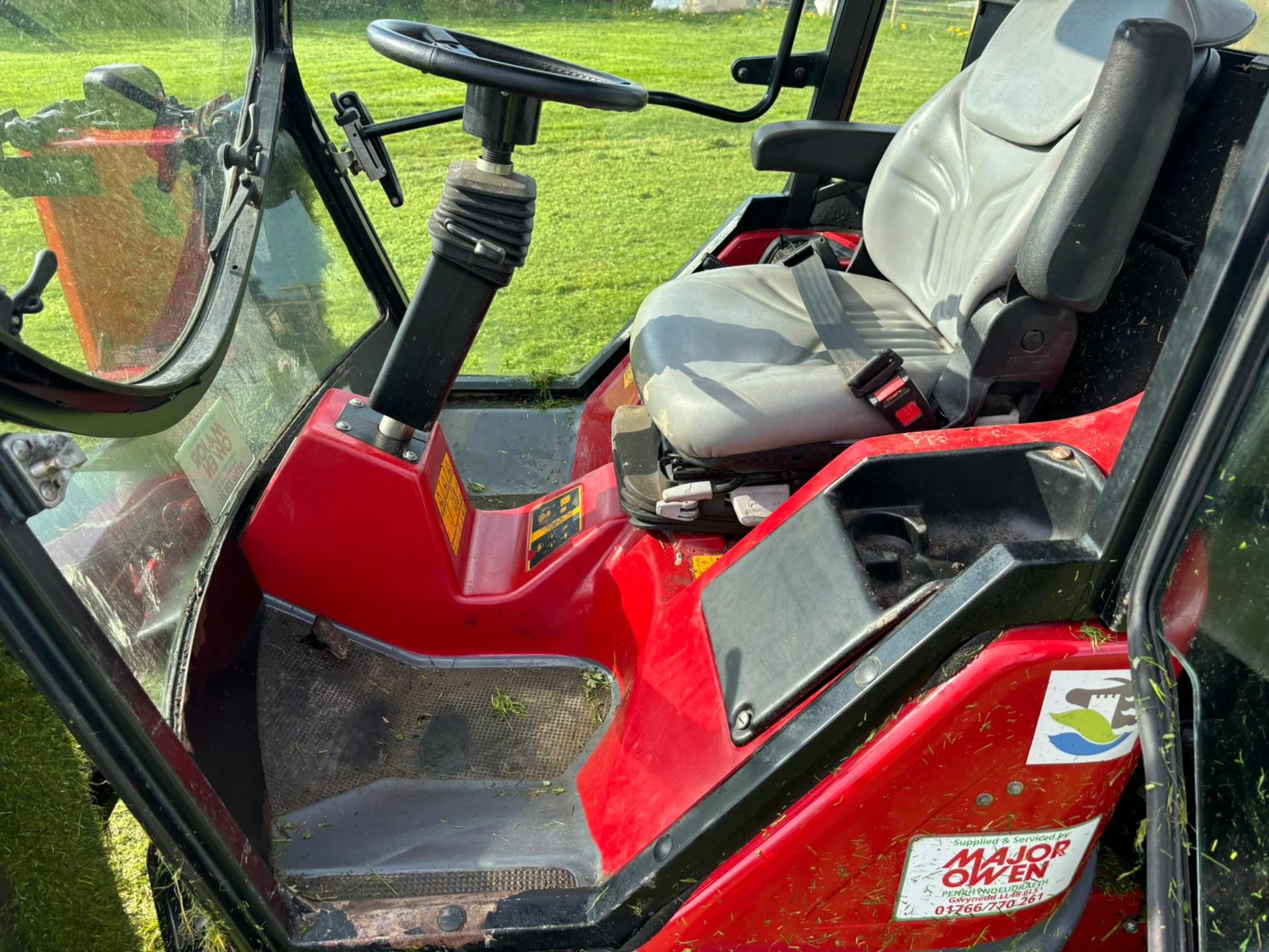 2016 TORO T4240 4WD 5 GANG RIDE ON CYLINDER MOWER *PLUS VAT* - Image 16 of 16