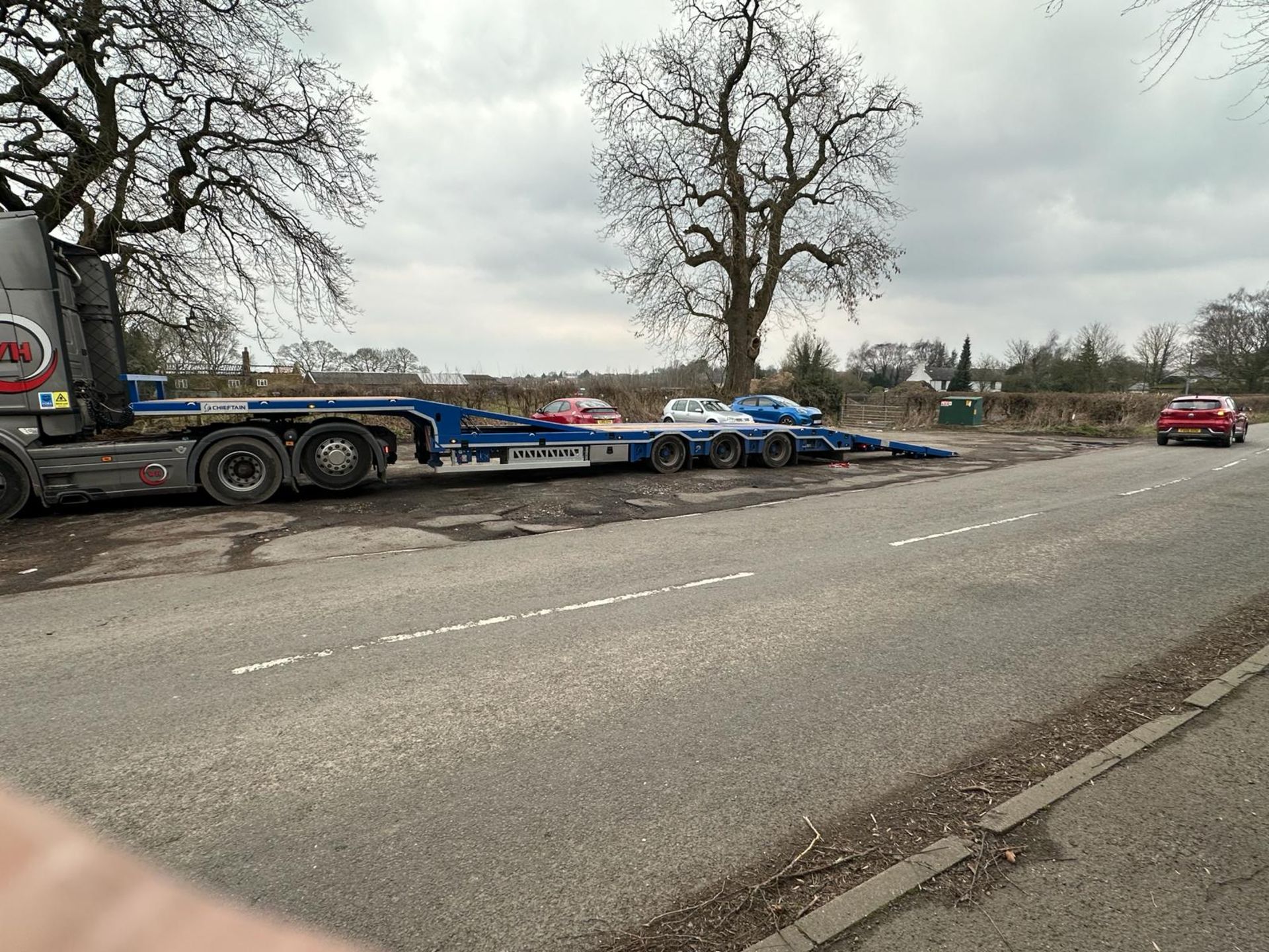 NEW/UNUSED CHIEFTAIN TRI AXLE STEP FRAME SEMI LOW LOADER TRAILER *PLUS VAT* - Image 12 of 14