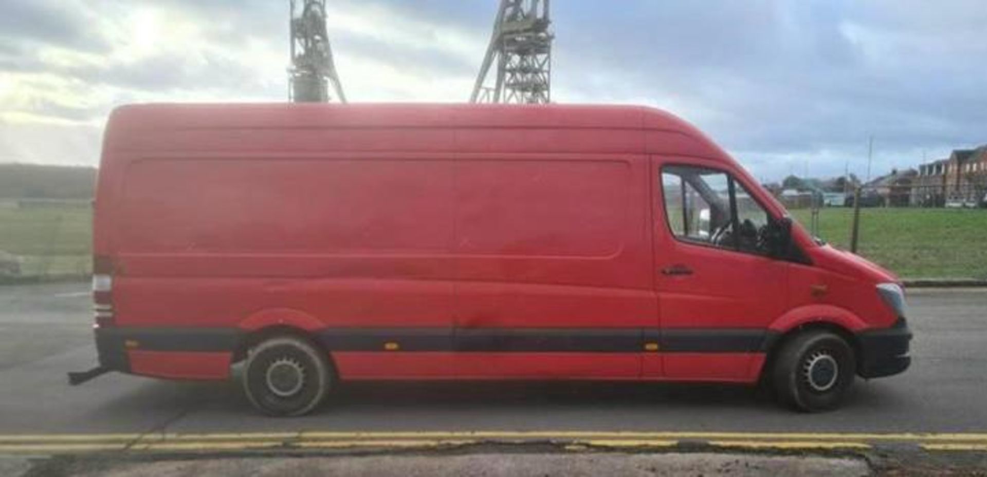 2013 MERCEDES-BENZ SPRINTER 310 CDI RED PANEL VAN *NO VAT* - Image 8 of 12