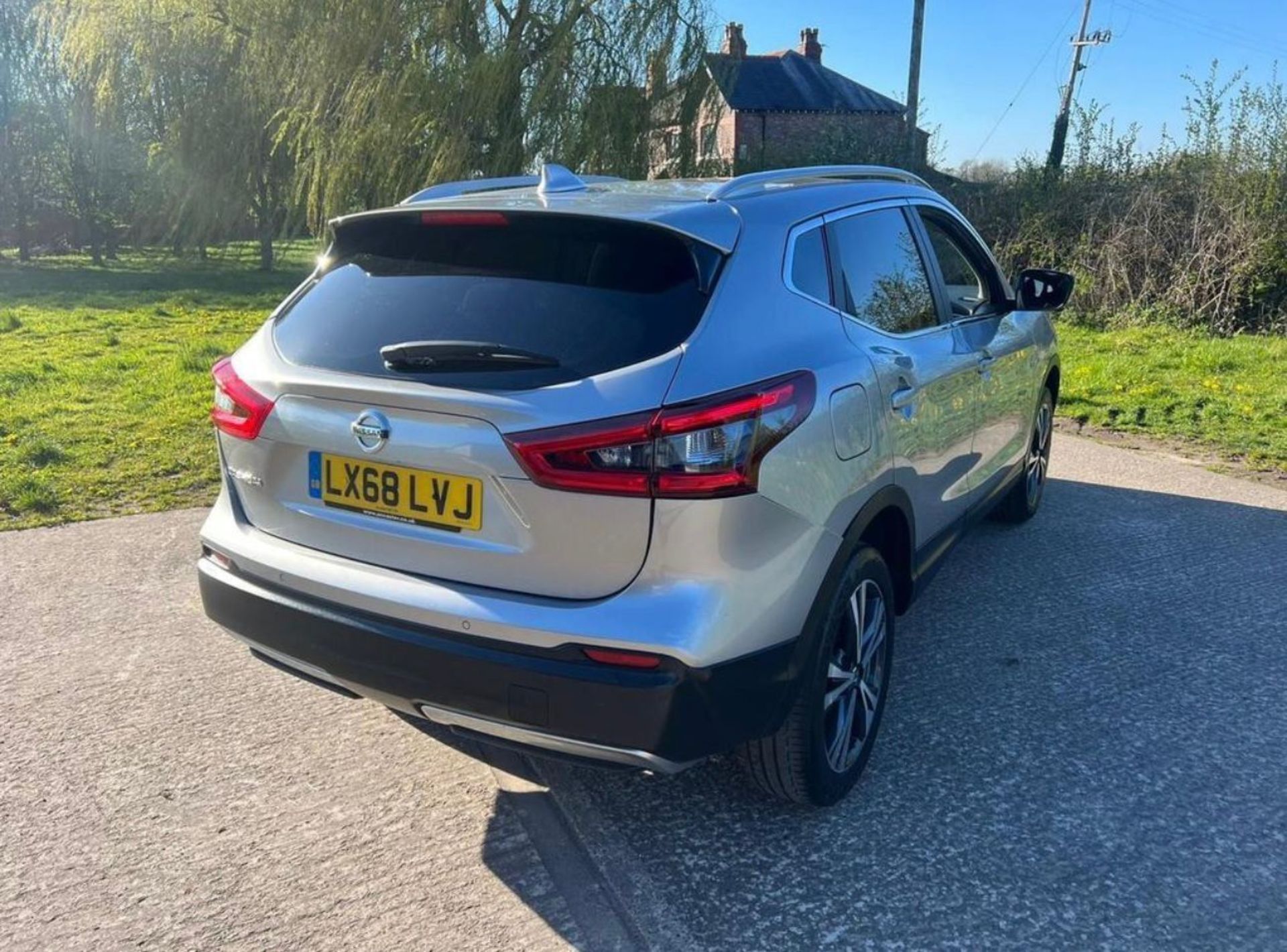 2018 NISSAN QASHQAI N-CONNECTA DIG-T SILVER SUV ESTATE *NO VAT* - Image 2 of 17