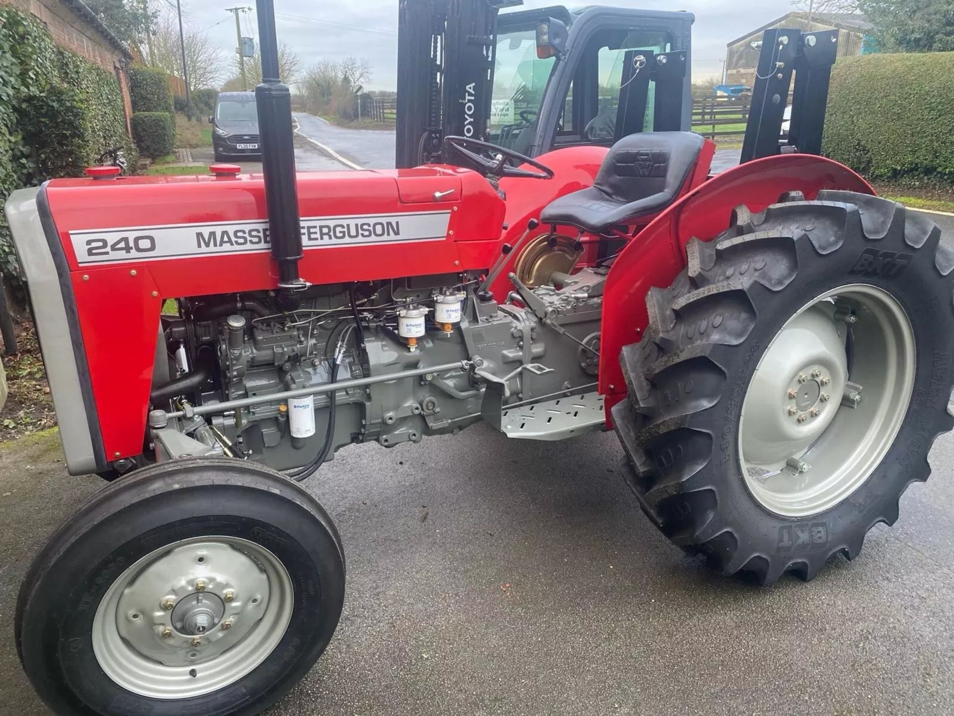 Massey Ferguson 240 Tractor *NO VAT* - Image 5 of 15