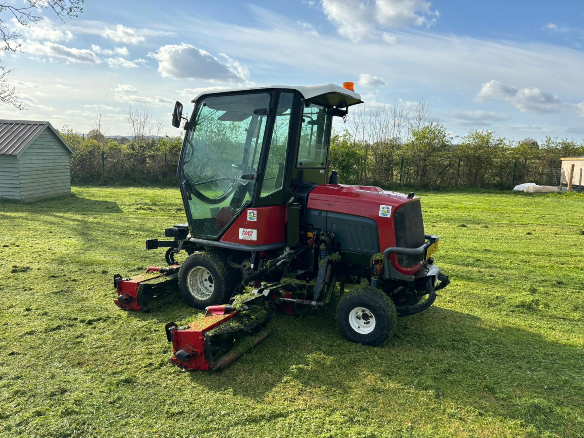 2016 TORO T4240 4WD 5 GANG RIDE ON CYLINDER MOWER *PLUS VAT* - Image 11 of 16