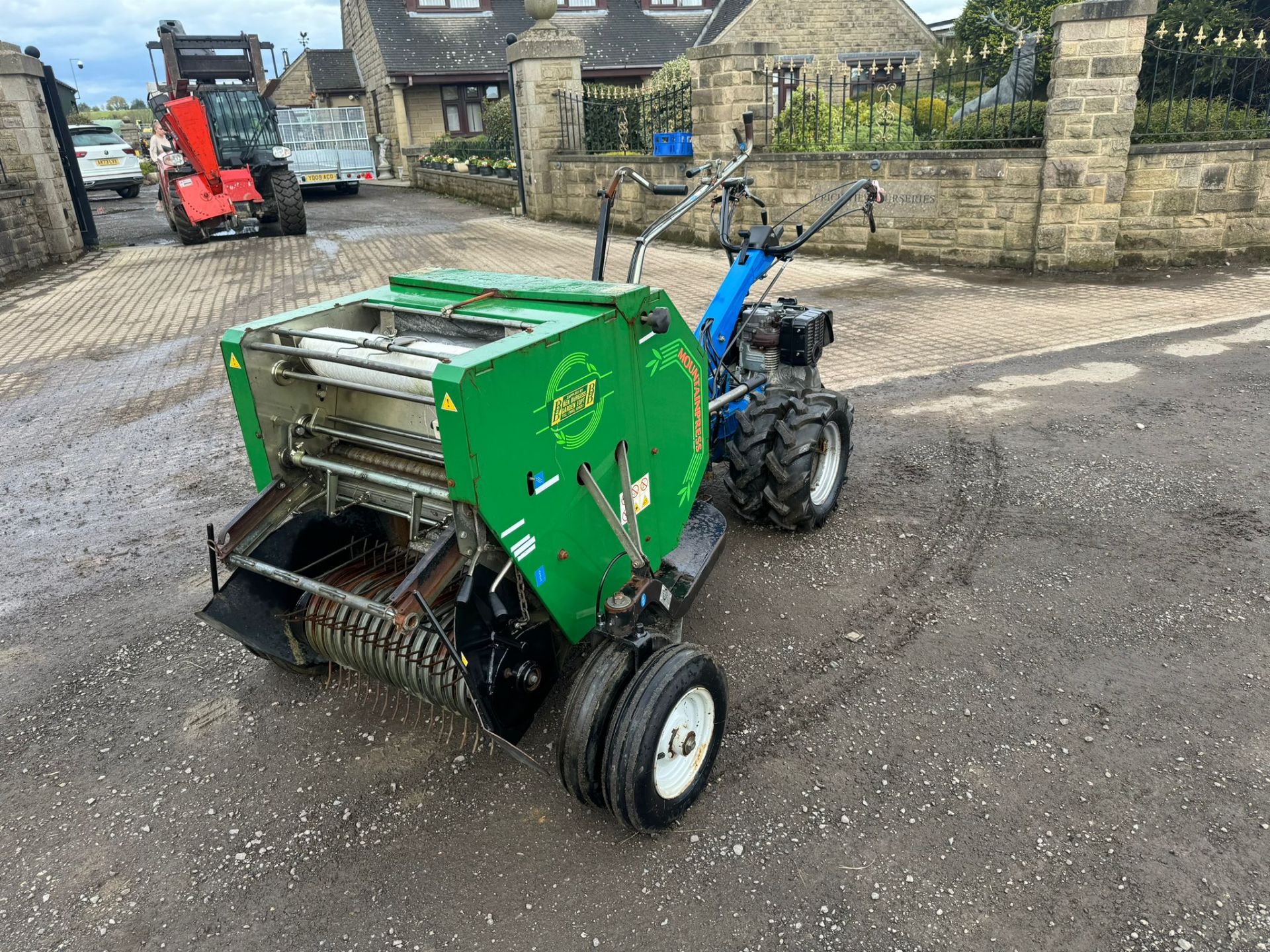 BCS TRACMASTER MINI BALER WITH WOOD CHIPPER HONDA ENGINE *PLUS VAT* - Image 12 of 17