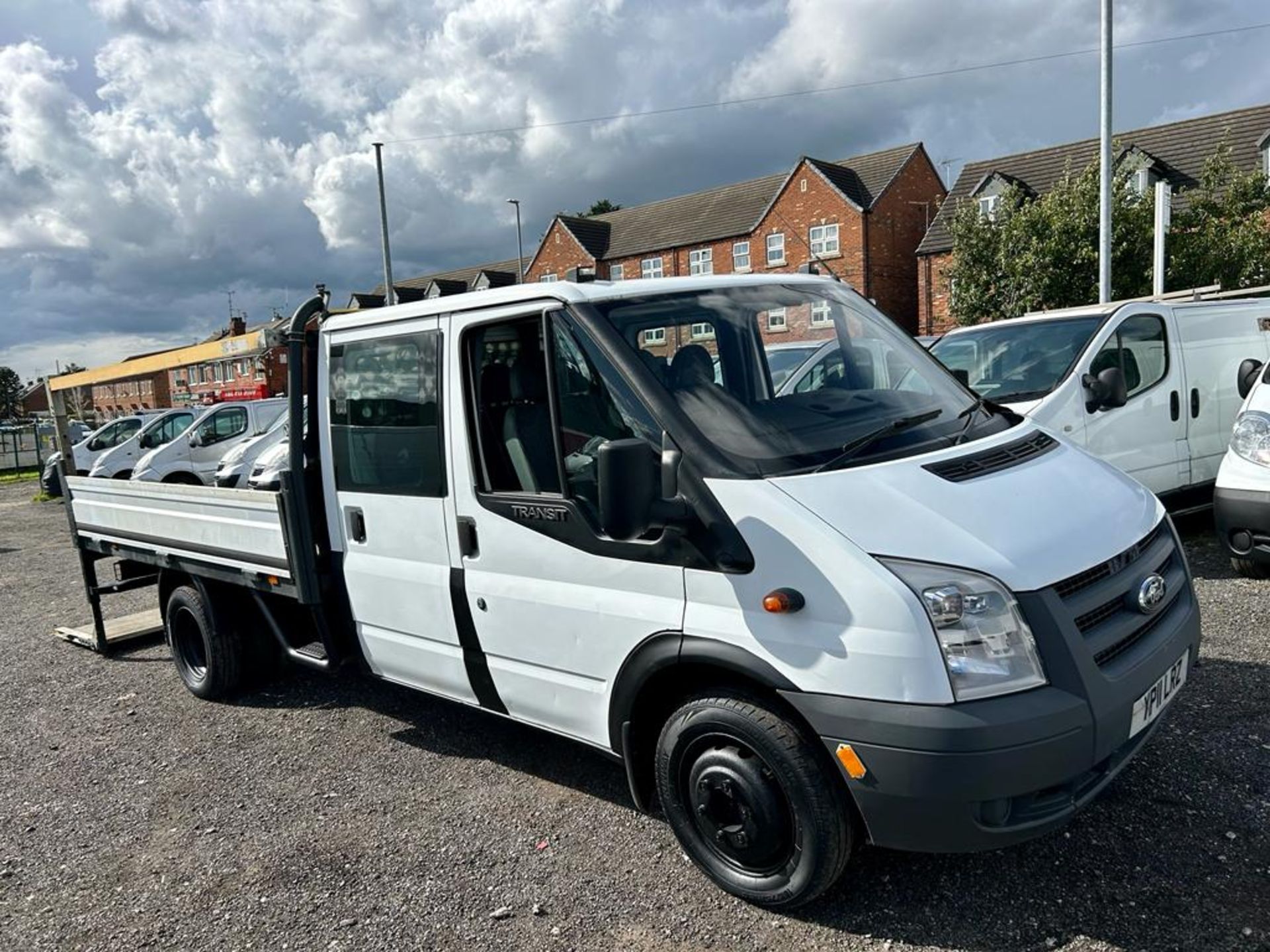 2011 FORD TRANSIT 100 T350L D/C RWD WHITE CHASSIS CAB DROPSIDE TAIL LIFT *NO VAT*