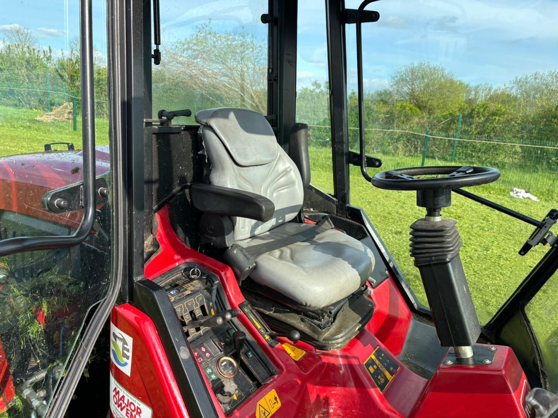 2016 TORO T4240 4WD 5 GANG RIDE ON CYLINDER MOWER *PLUS VAT* - Image 13 of 16