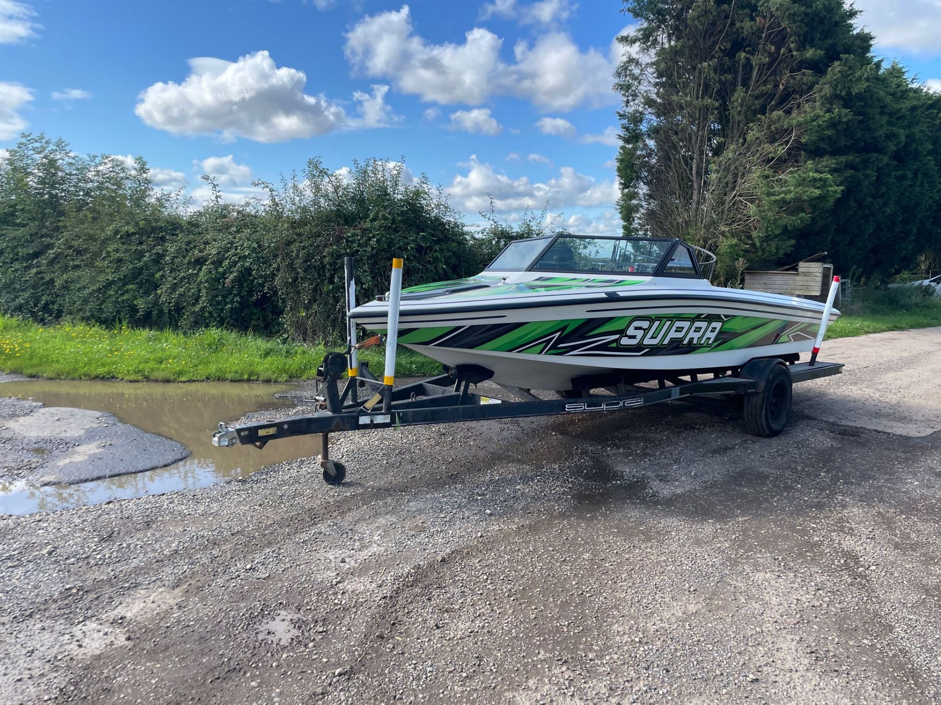 SUPRA BOAT, C/W TRAILER, RUNS AND WORKS ON LPG GAS *NO VAT* - Image 2 of 12
