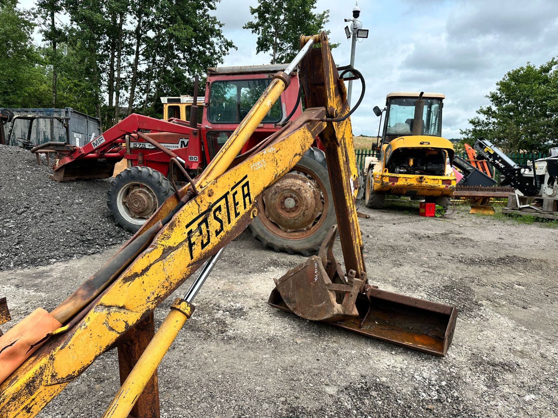 FOSTER D3 BACKHOE LOADER *PLUS VAT* - Image 12 of 13